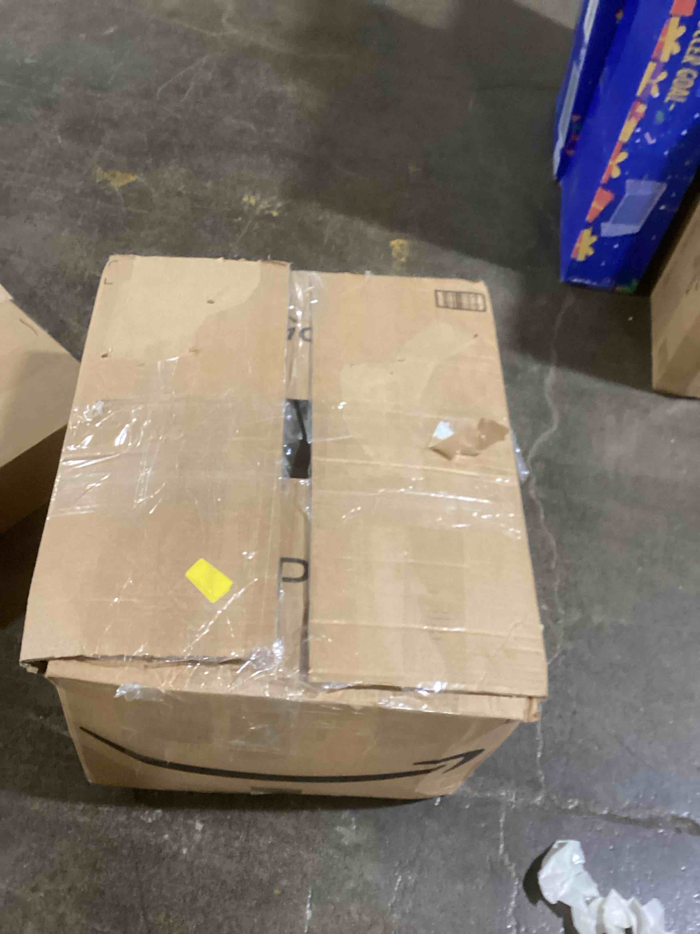 https://s3.amazonaws.com/lotting-images-prod/bidfta/BLU6069455_1710168967890.jpeg