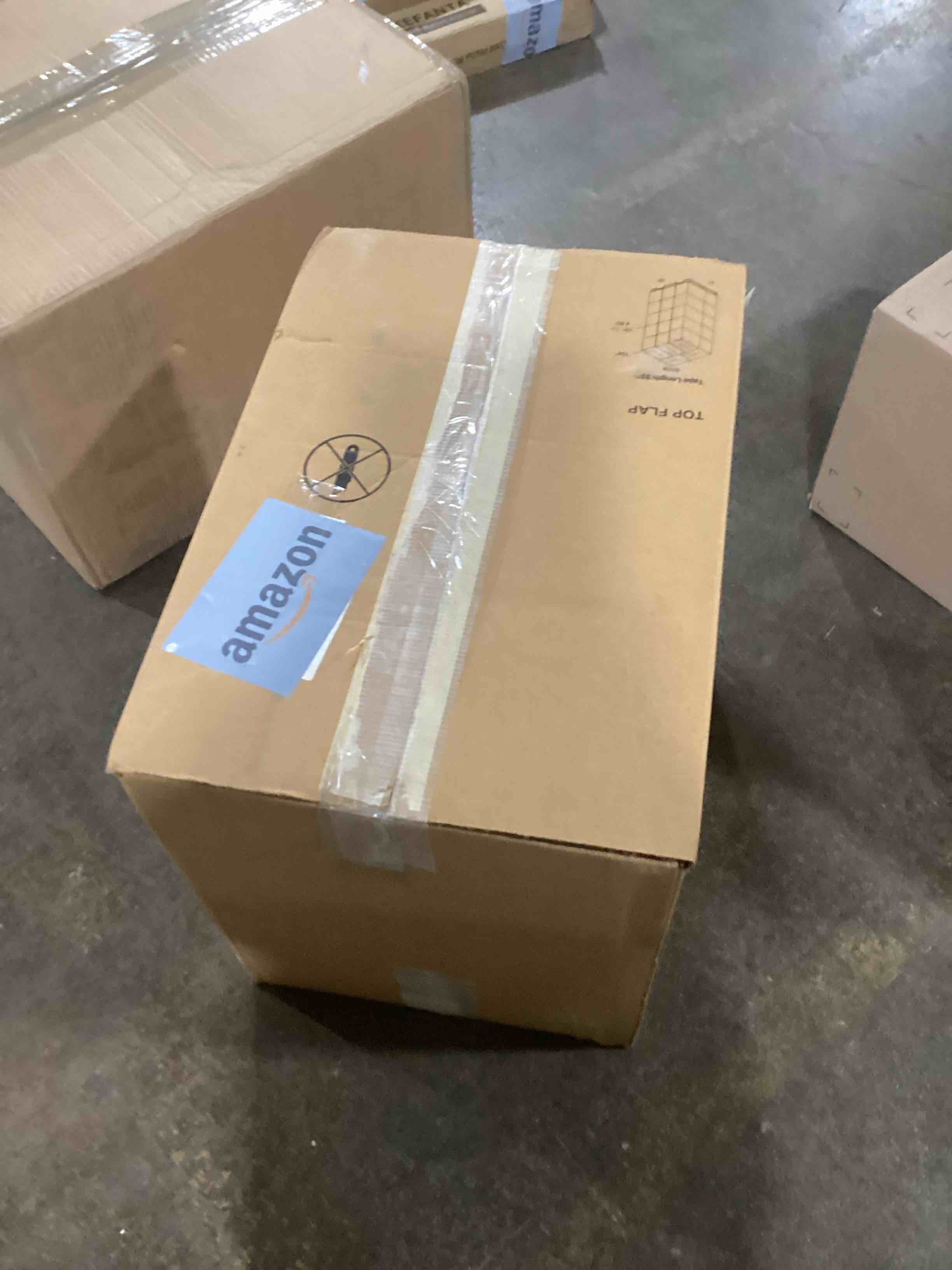 https://s3.amazonaws.com/lotting-images-prod/bidfta/BLU6070621_1711388664491.jpeg