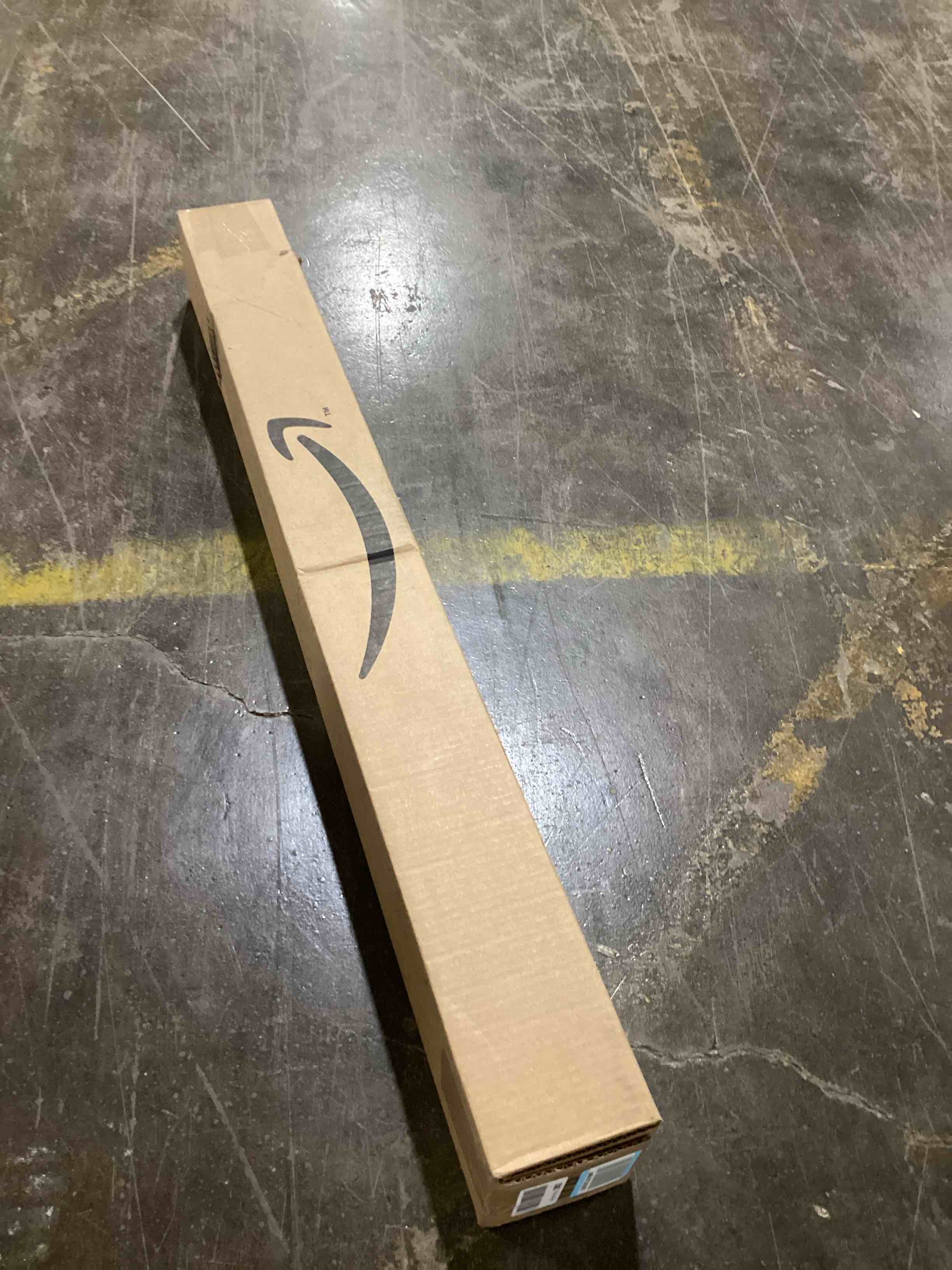https://s3.amazonaws.com/lotting-images-prod/bidfta/BLU6070860_1711547826046.jpeg