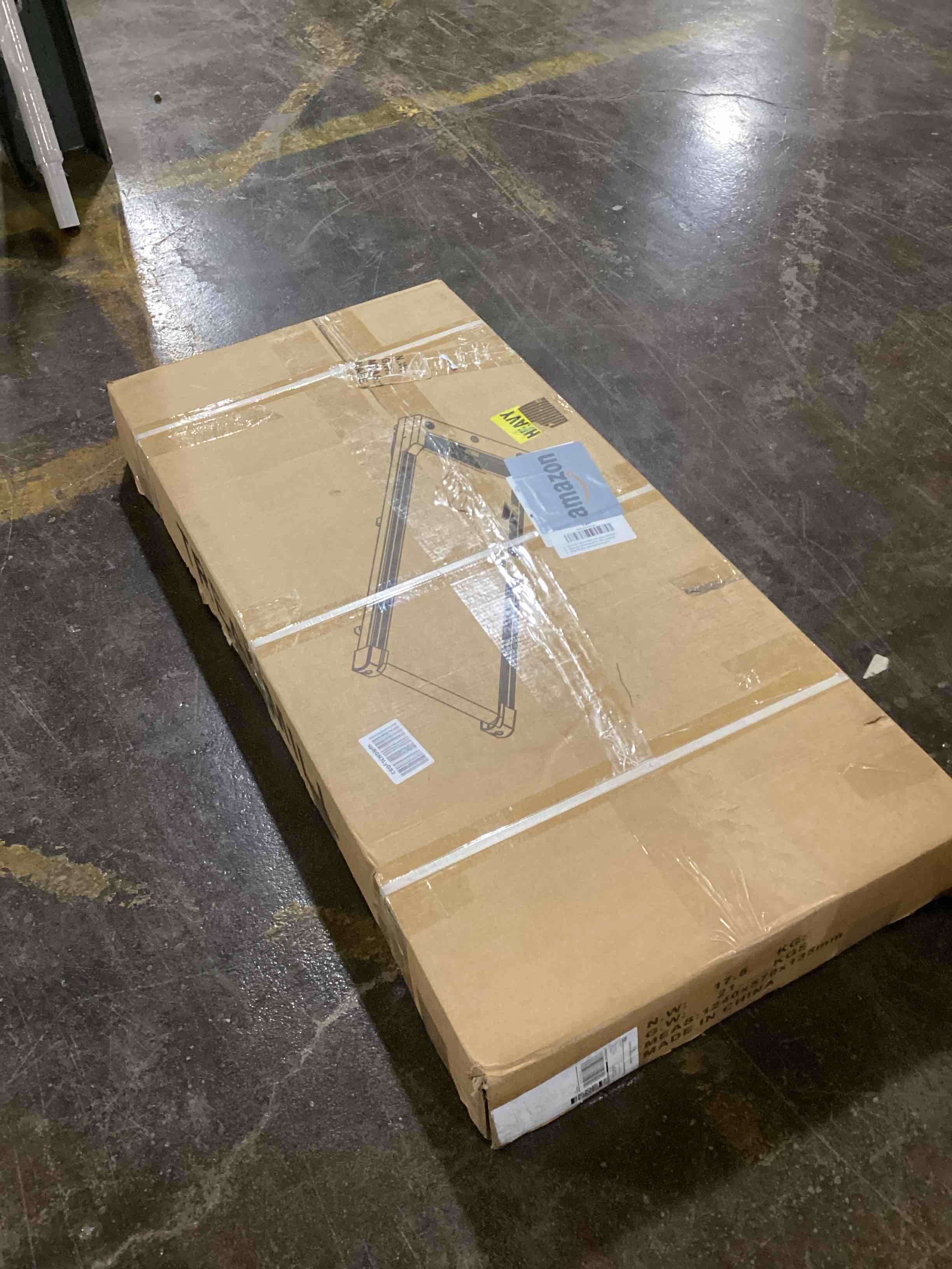 https://s3.amazonaws.com/lotting-images-prod/bidfta/BLU6070877_1711550702607.jpeg