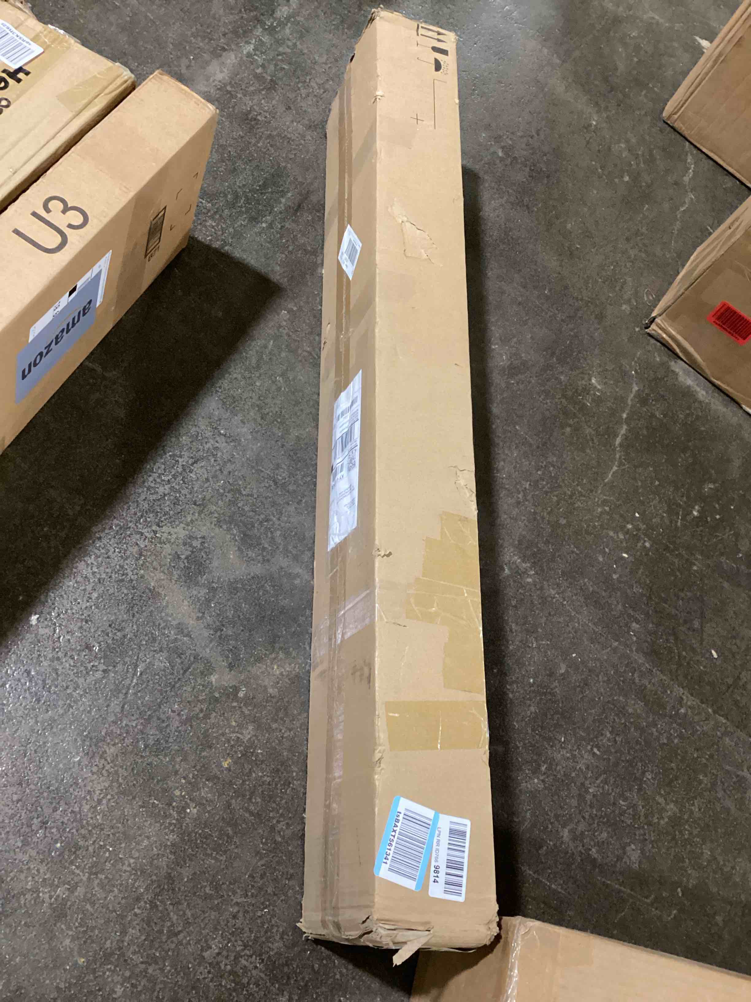 https://s3.amazonaws.com/lotting-images-prod/bidfta/BLU6070895_1711552800618.jpeg