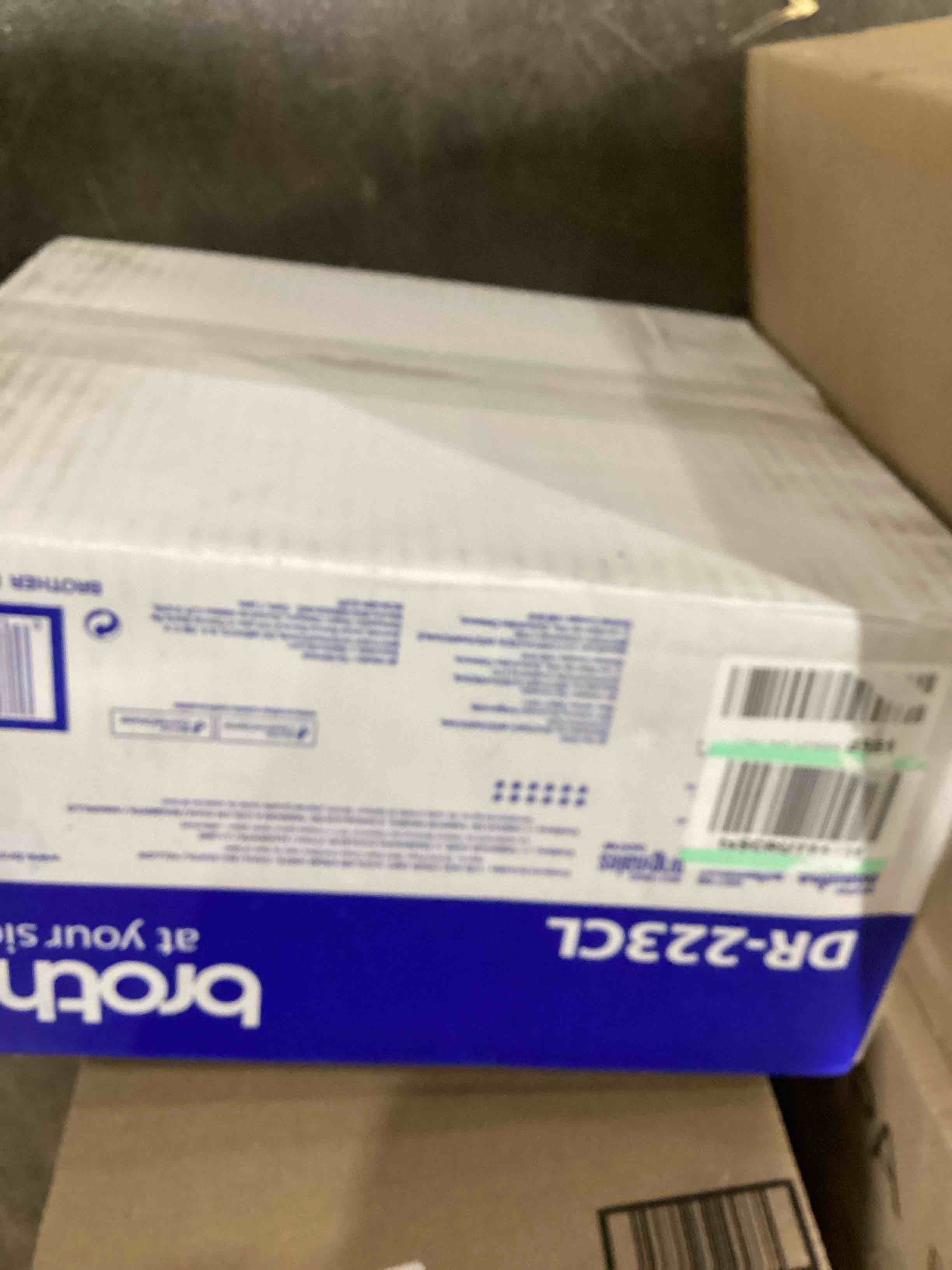 https://s3.amazonaws.com/lotting-images-prod/bidfta/BLU6071458_1712926577596.jpeg