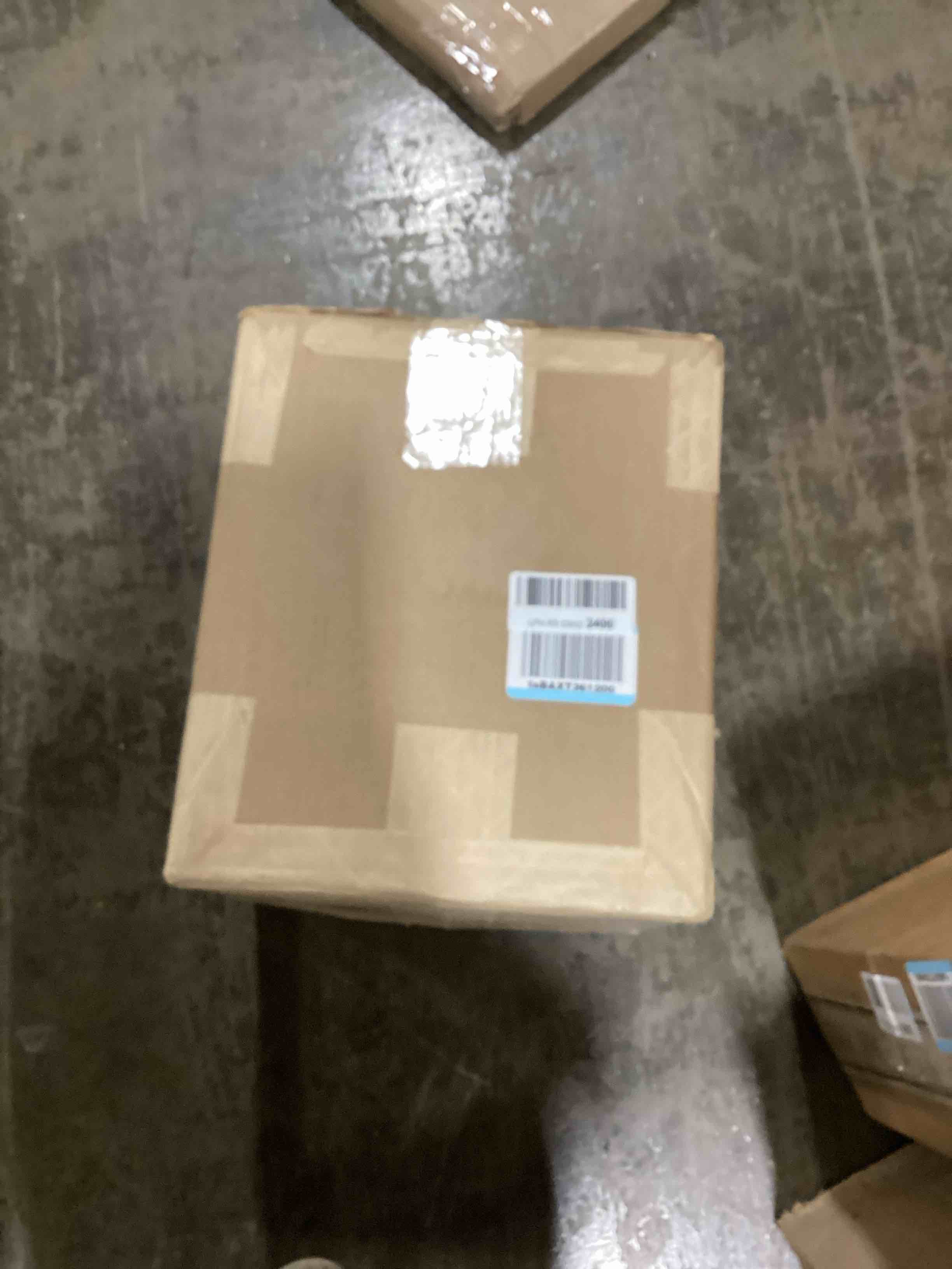 https://s3.amazonaws.com/lotting-images-prod/bidfta/BLU6071657_1713449993598.jpeg