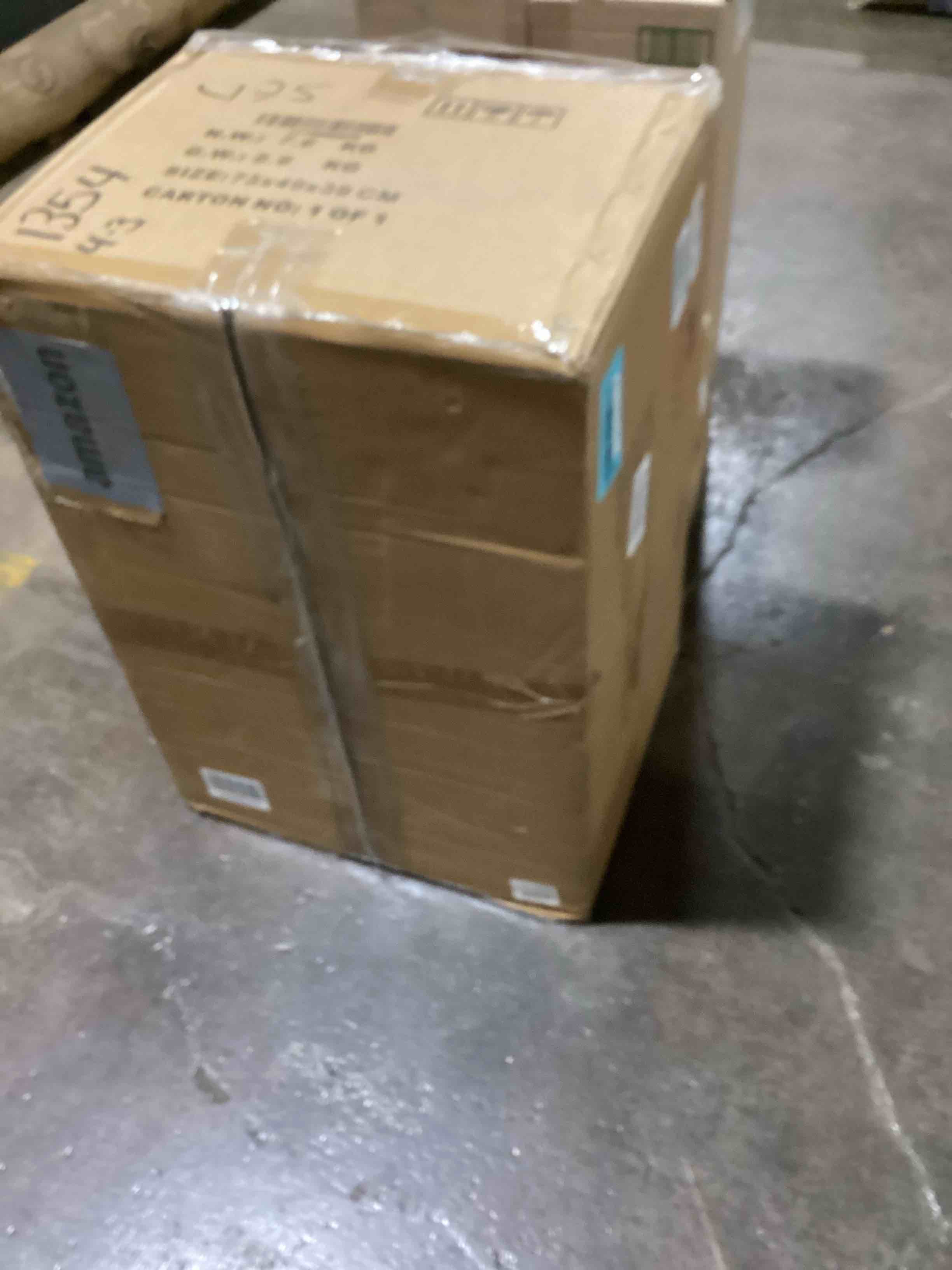 https://s3.amazonaws.com/lotting-images-prod/bidfta/BLU6071877_1713884692926.jpeg