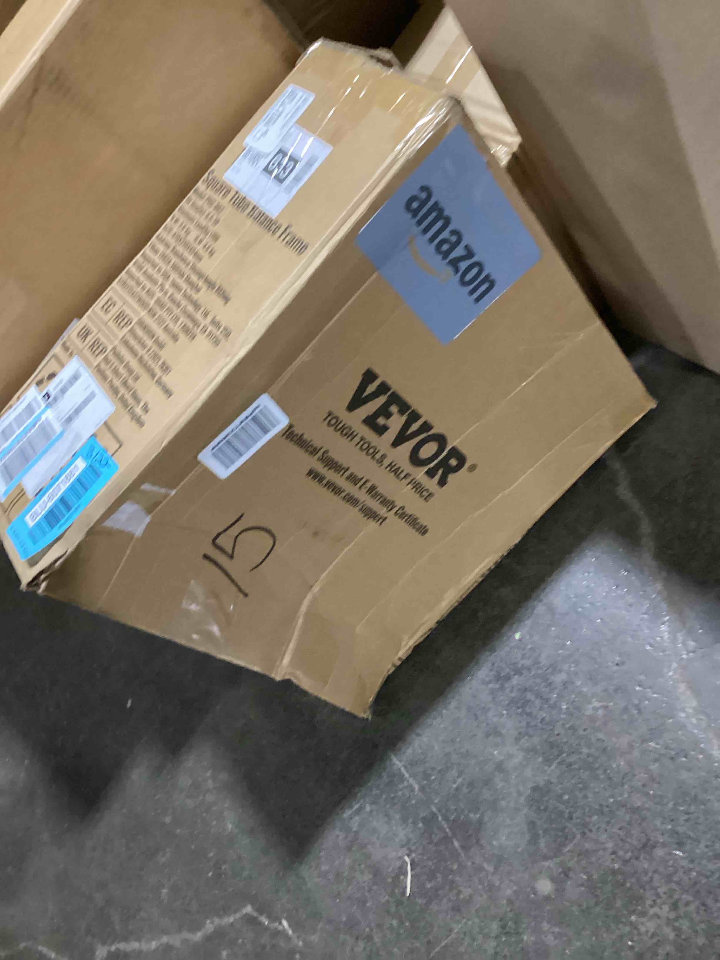 https://s3.amazonaws.com/lotting-images-prod/bidfta/BLU6071881_1713883851006.jpeg