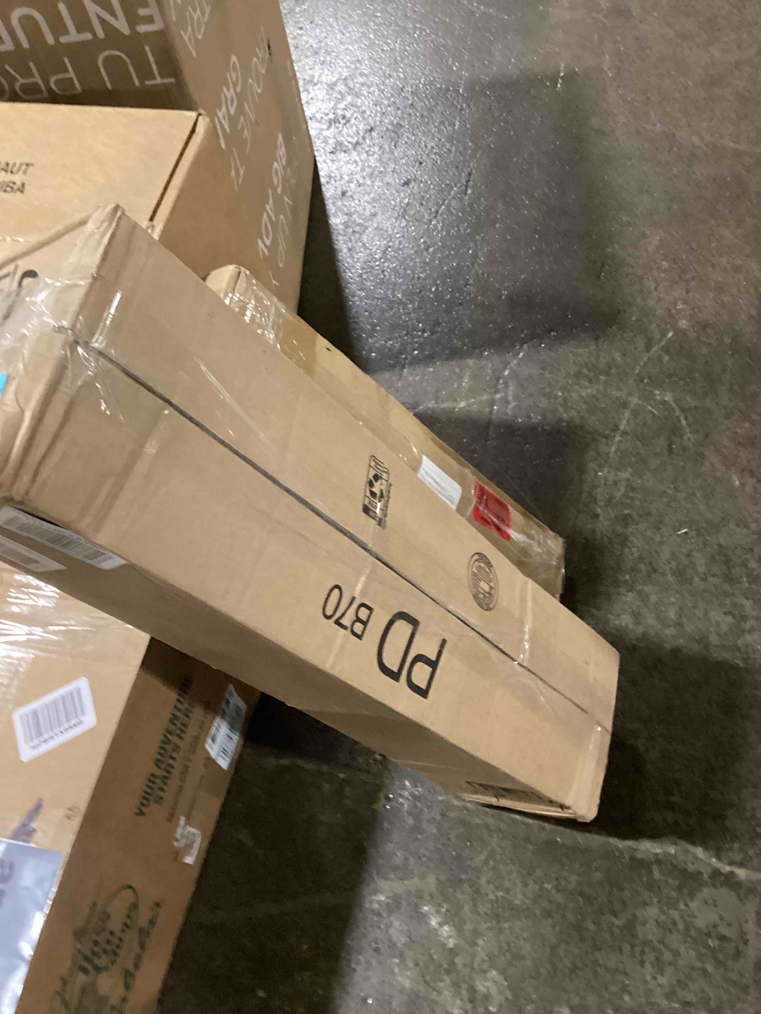 https://s3.amazonaws.com/lotting-images-prod/bidfta/BLU6071891_1713883208112.jpeg