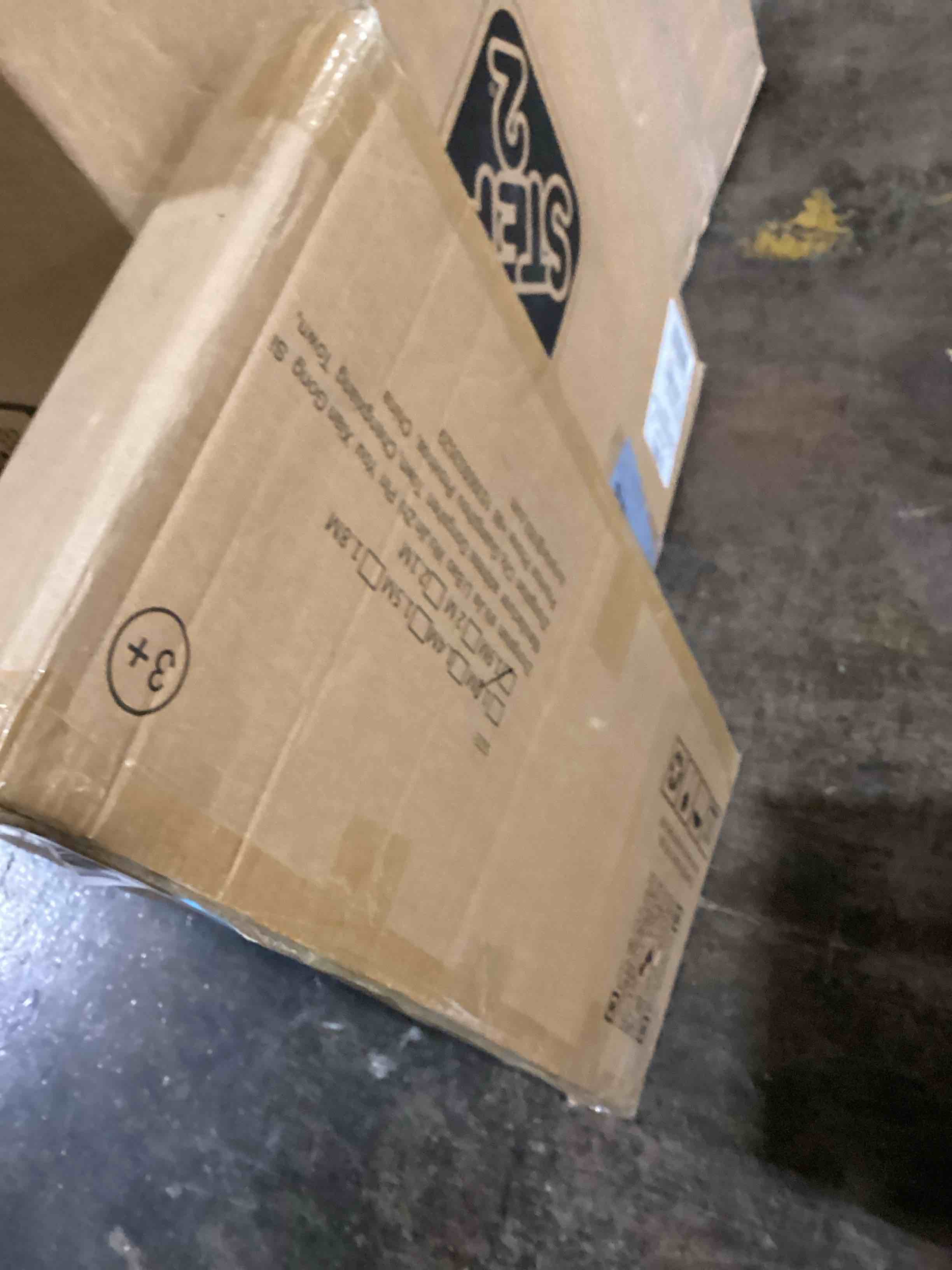 https://s3.amazonaws.com/lotting-images-prod/bidfta/BLU6071902_1713882607284.jpeg