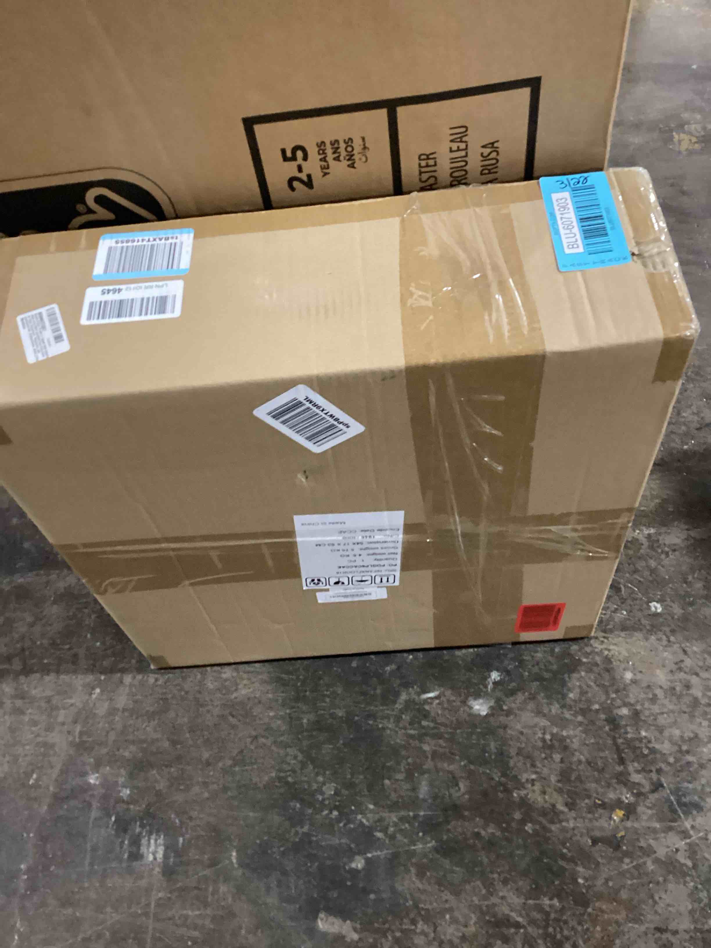 https://s3.amazonaws.com/lotting-images-prod/bidfta/BLU6071903_1713882654940.jpeg