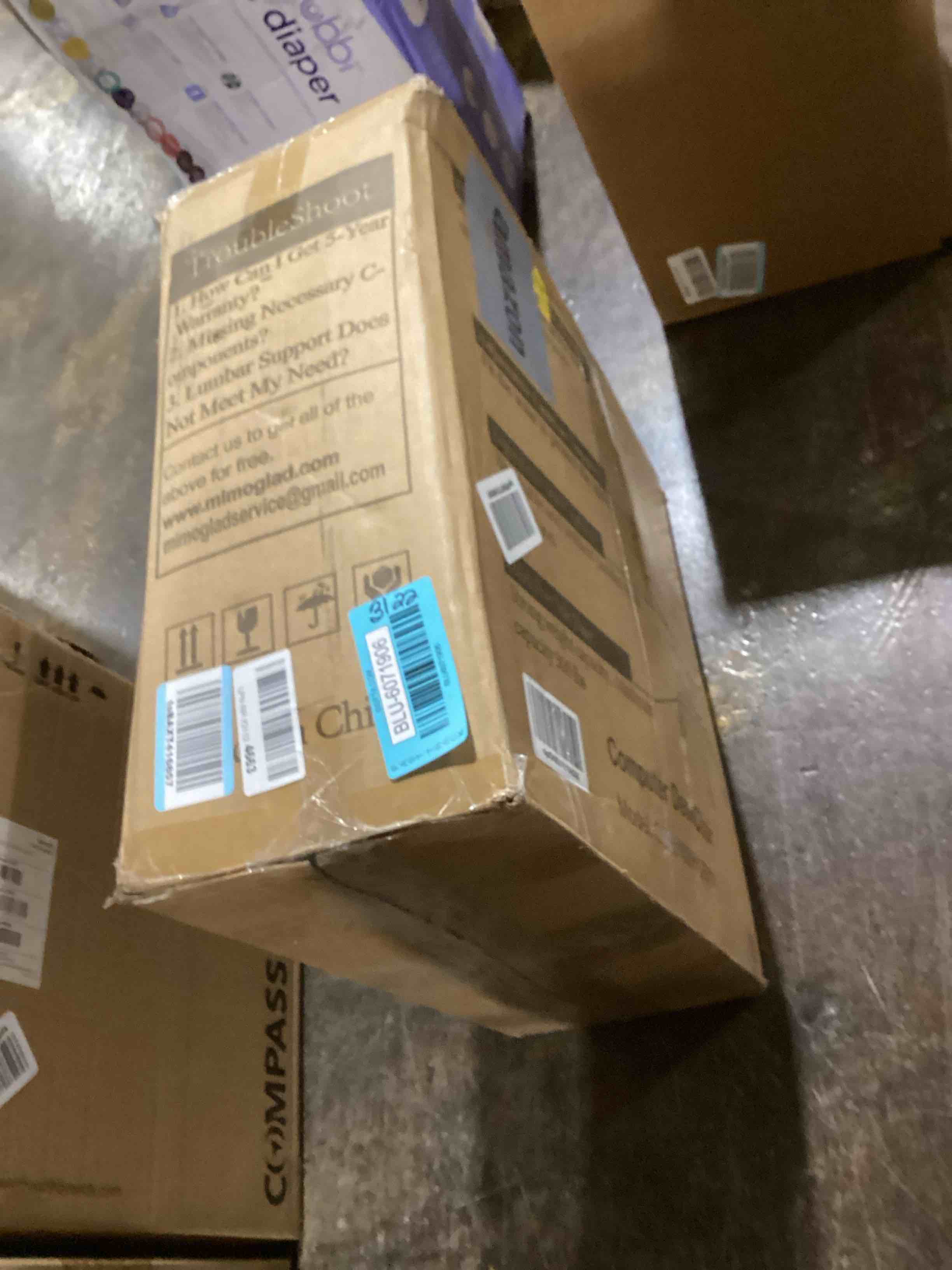 https://s3.amazonaws.com/lotting-images-prod/bidfta/BLU6071906_1713882275108.jpeg