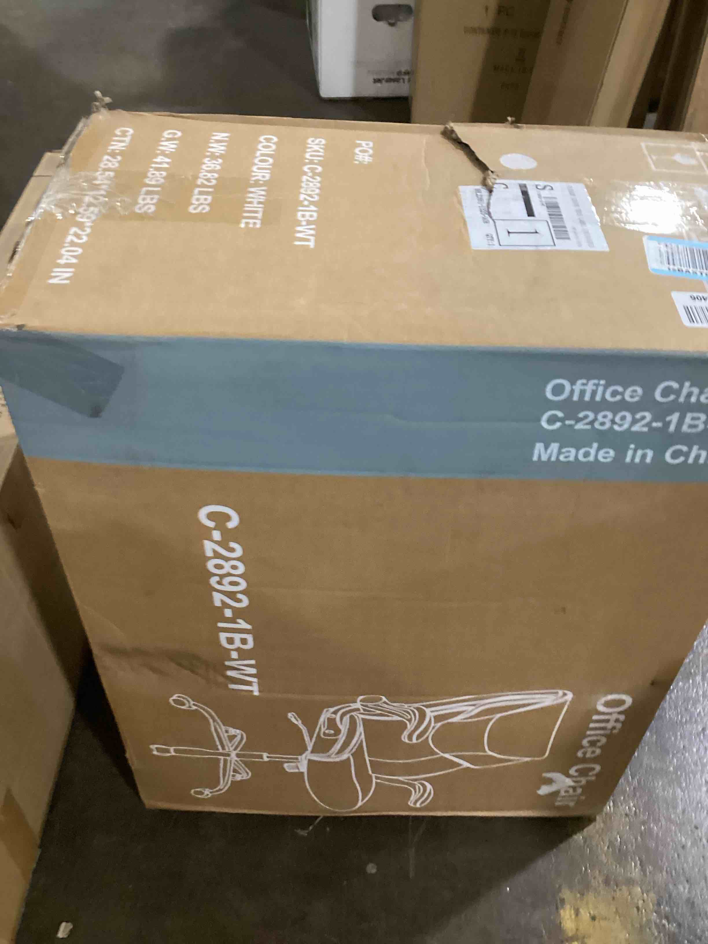 https://s3.amazonaws.com/lotting-images-prod/bidfta/BLU6073016_1711725899906.jpeg