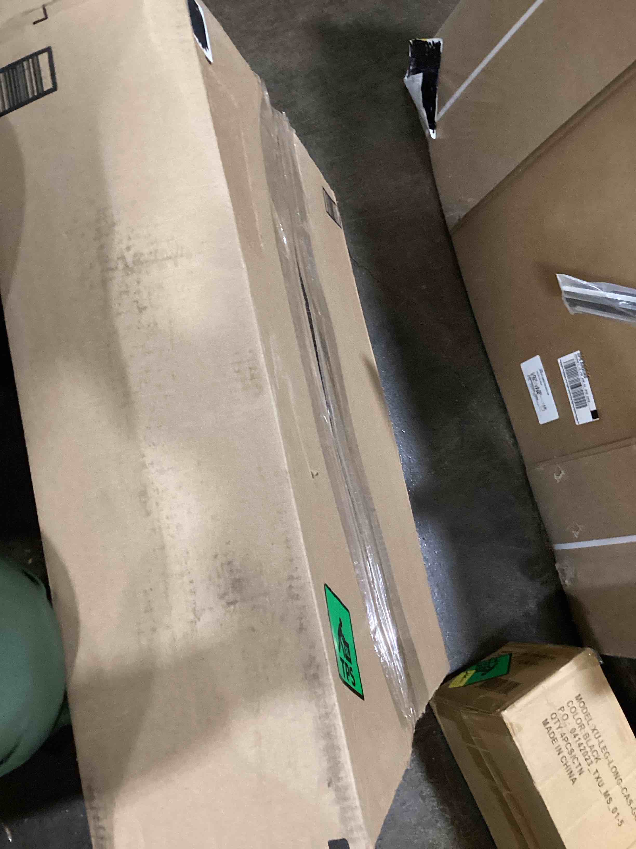 https://s3.amazonaws.com/lotting-images-prod/bidfta/BLU6075184_1711993000339.jpeg