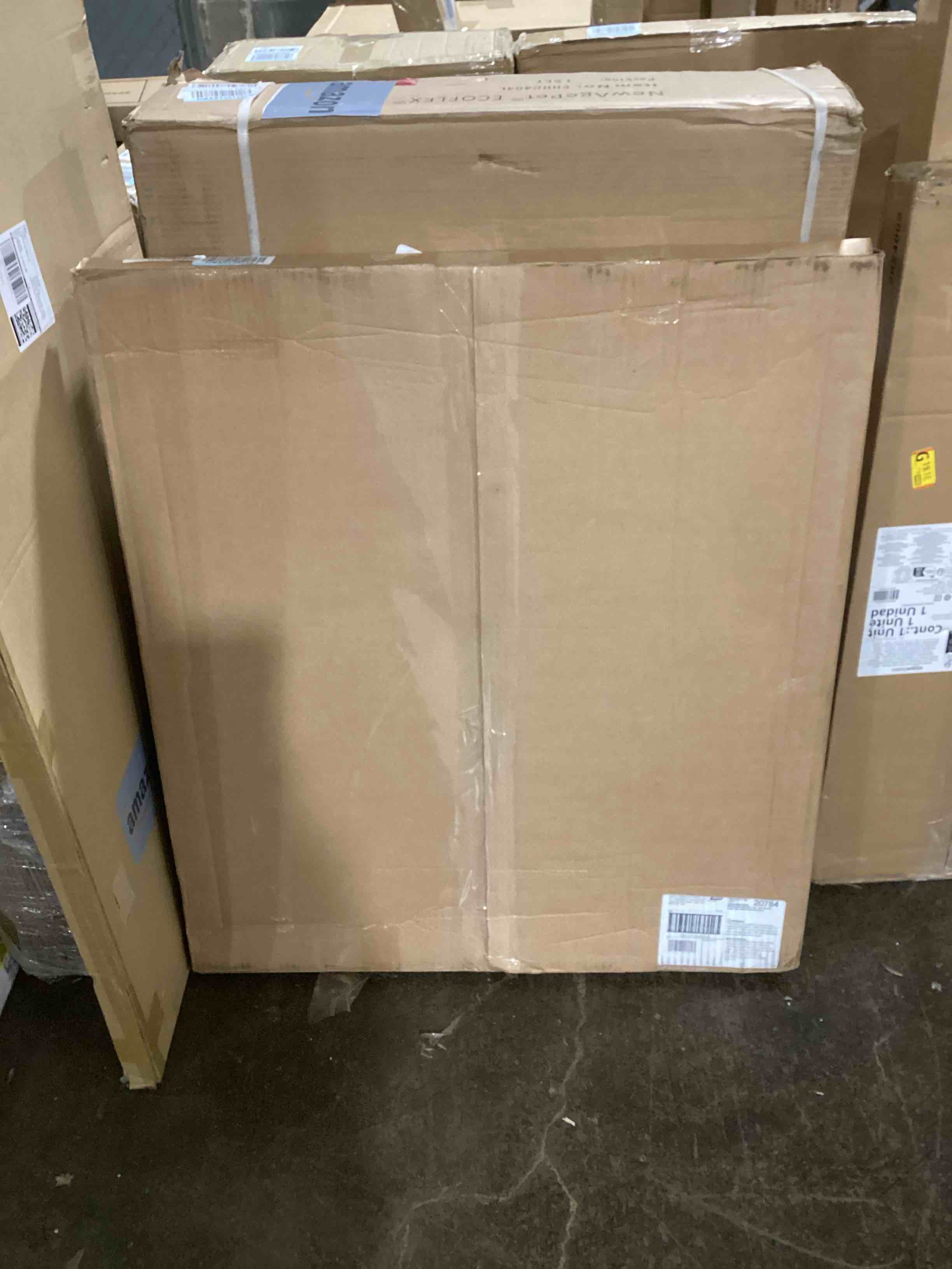 https://s3.amazonaws.com/lotting-images-prod/bidfta/BLU6075198_1712080747556.jpeg