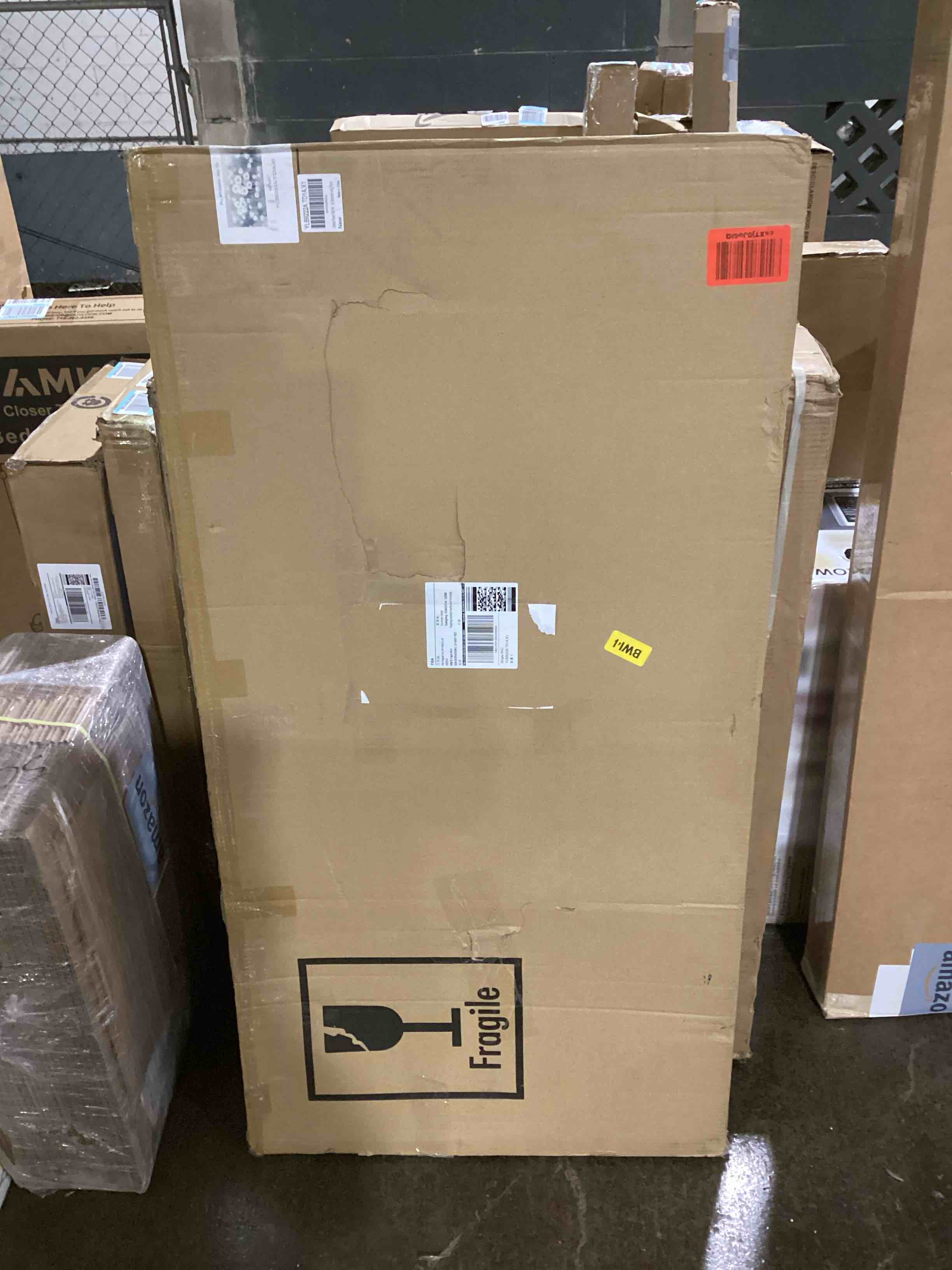 https://s3.amazonaws.com/lotting-images-prod/bidfta/BLU6075200_1712080895359.jpeg