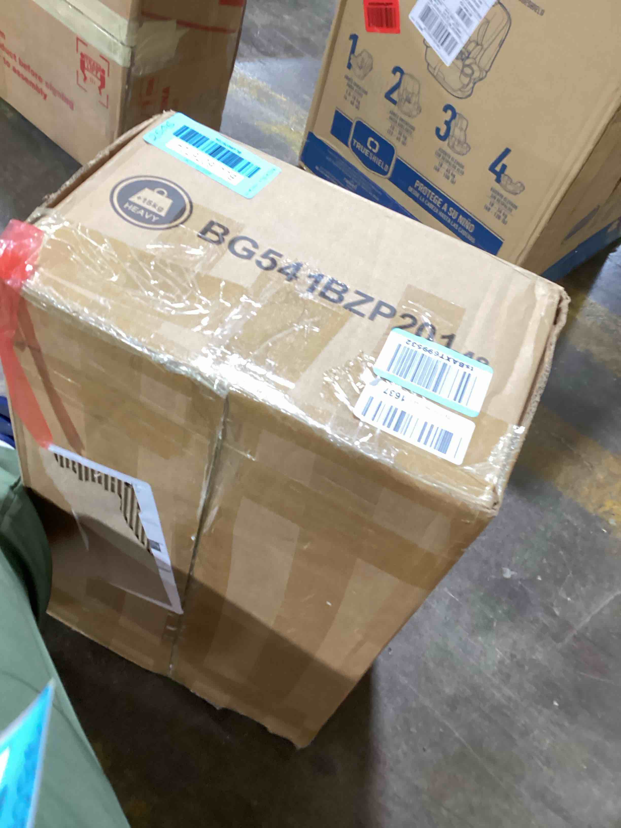 https://s3.amazonaws.com/lotting-images-prod/bidfta/BLU6076724_1711984915960.jpeg