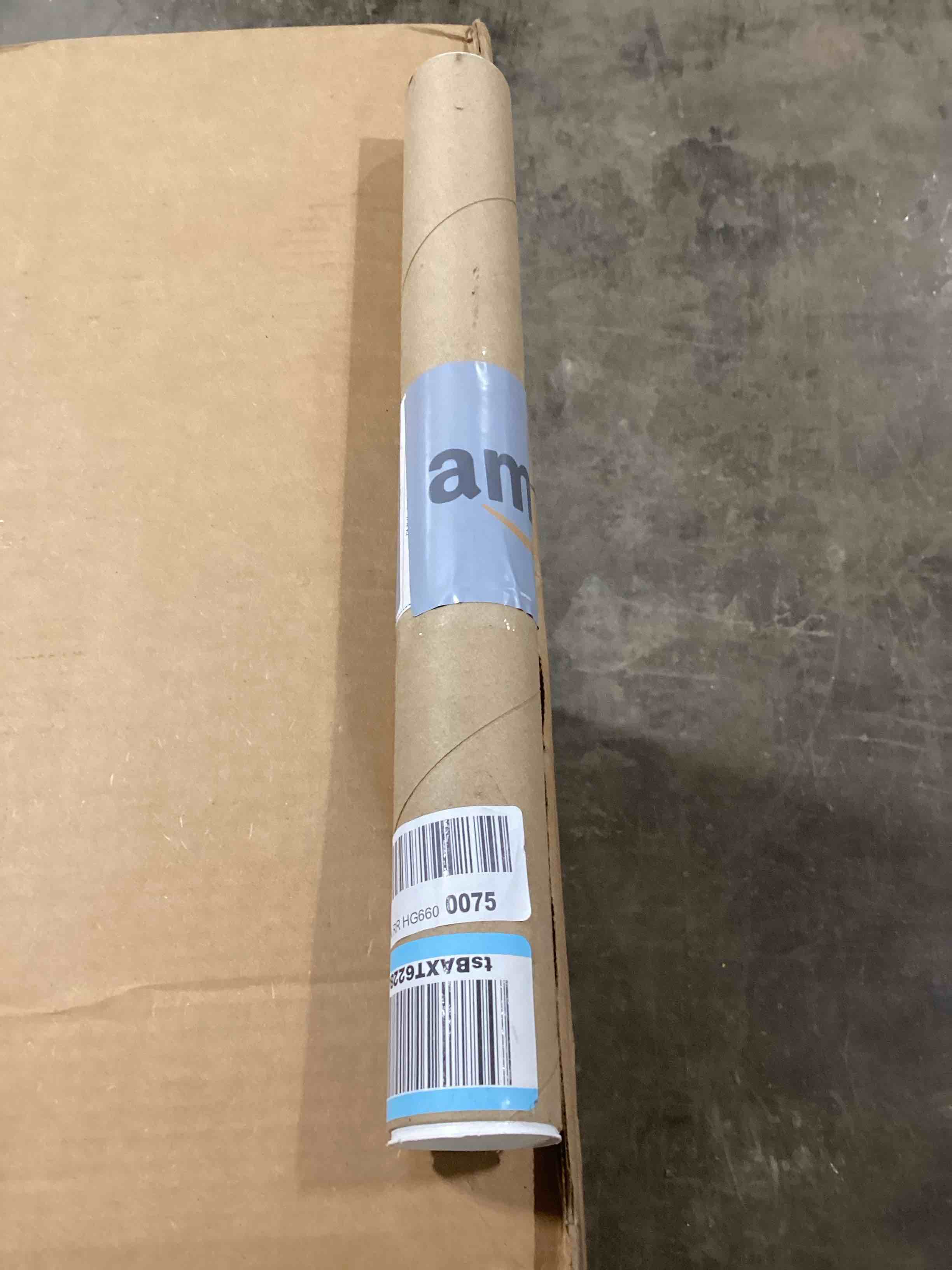 https://s3.amazonaws.com/lotting-images-prod/bidfta/BLU6076943_1709649876944.jpeg