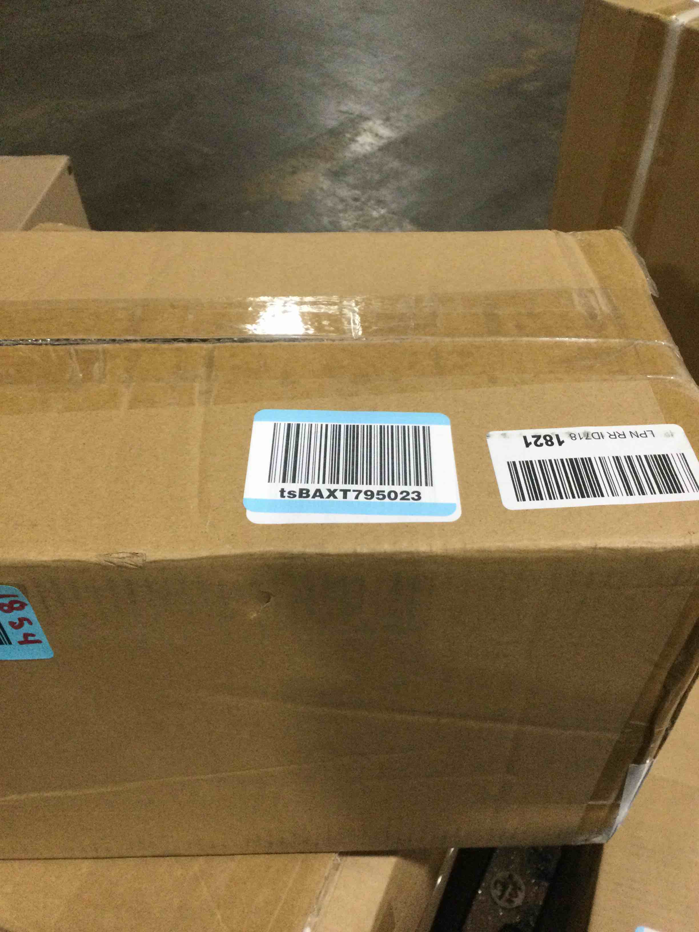https://s3.amazonaws.com/lotting-images-prod/bidfta/BLU6077410_1709836796716.jpeg