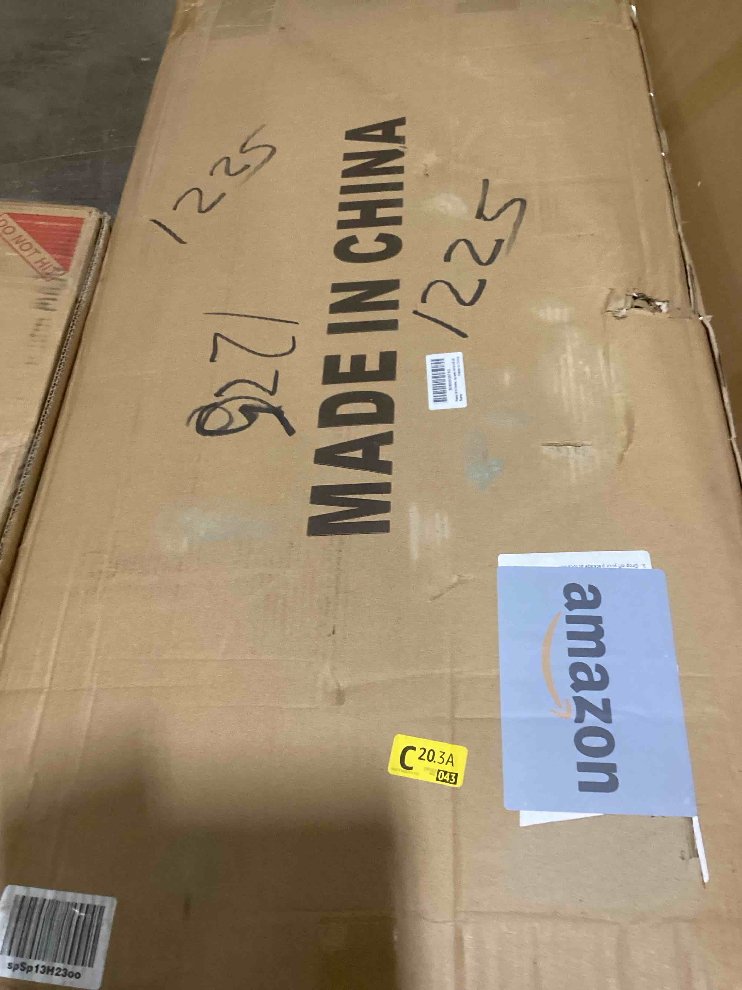 https://s3.amazonaws.com/lotting-images-prod/bidfta/BLU6077902_1710419563722.jpeg