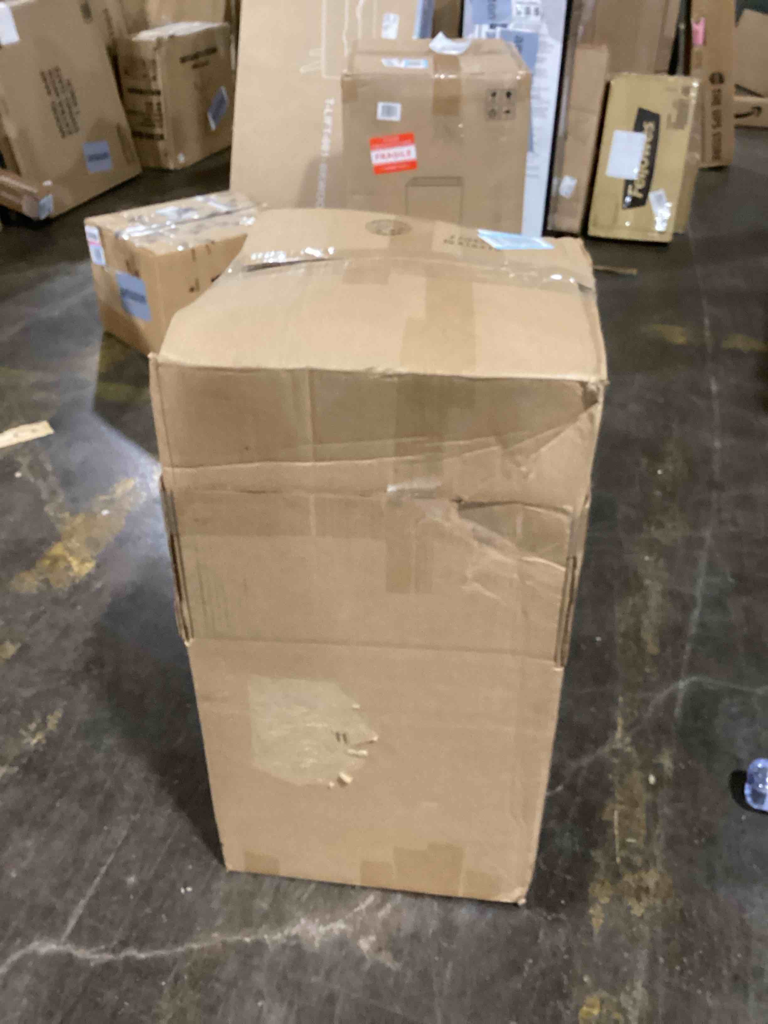 https://s3.amazonaws.com/lotting-images-prod/bidfta/BLU6078267_1710443285726.jpeg