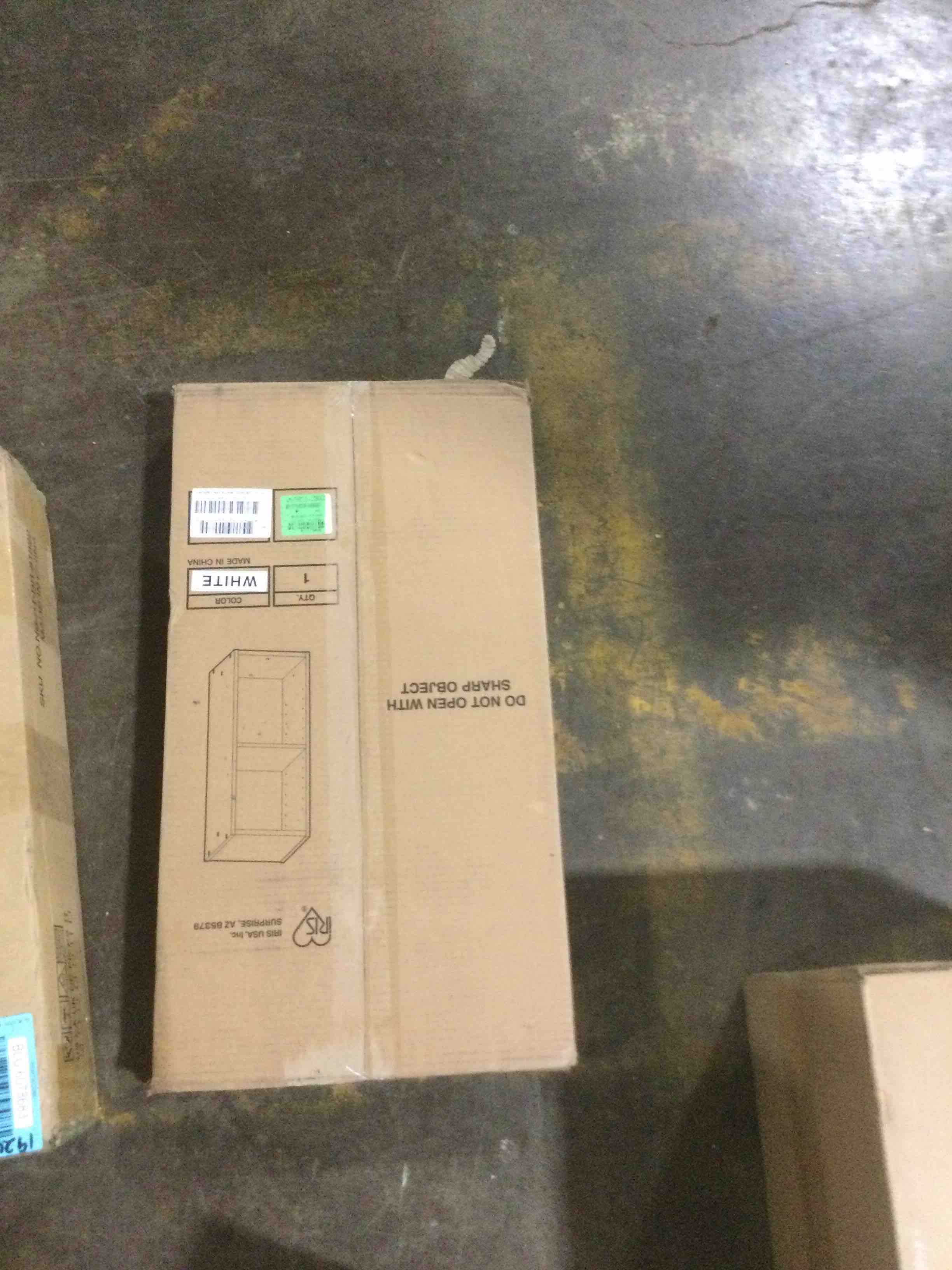 https://s3.amazonaws.com/lotting-images-prod/bidfta/BLU6078686_1709931737077.jpeg