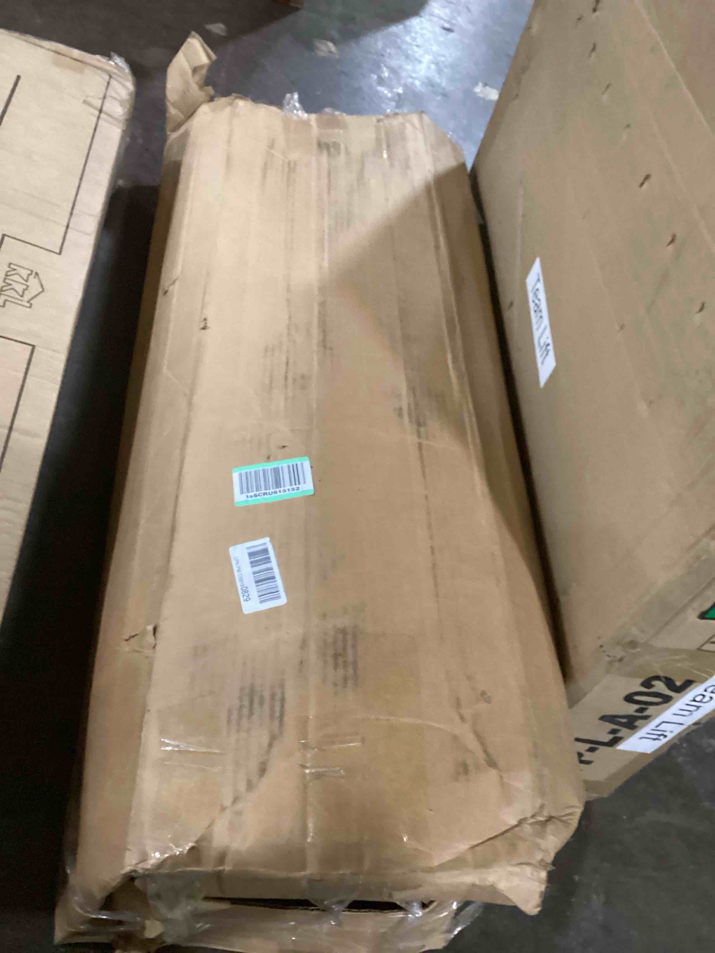https://s3.amazonaws.com/lotting-images-prod/bidfta/BLU6079470_1711995217513.jpeg
