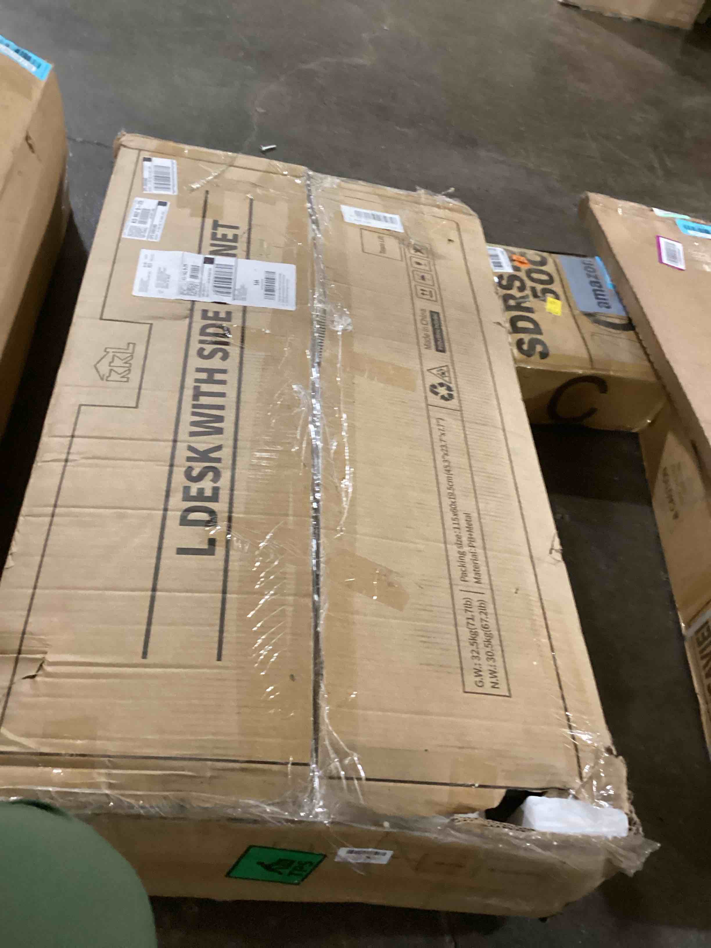 https://s3.amazonaws.com/lotting-images-prod/bidfta/BLU6079473_1711995368190.jpeg