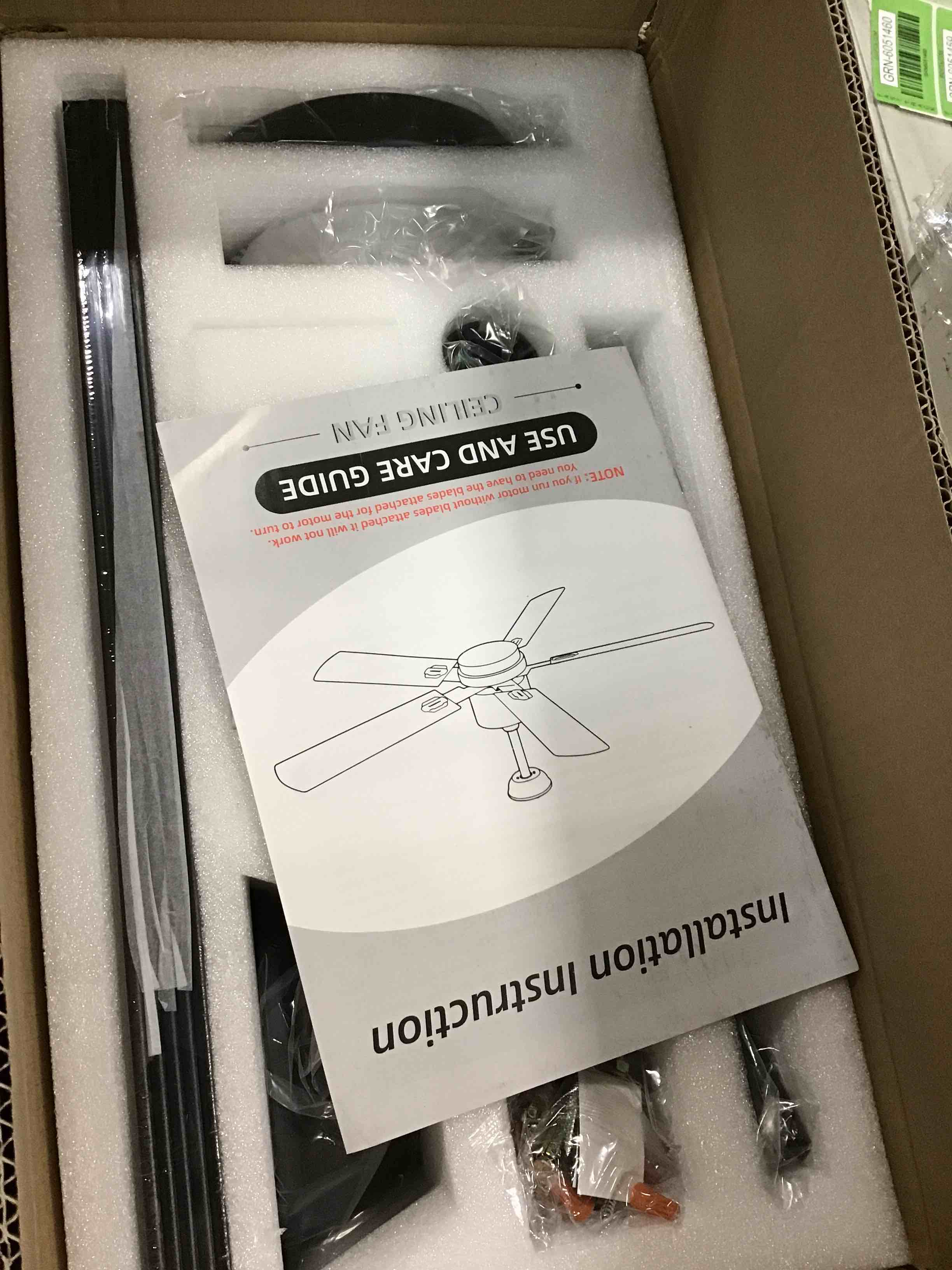 https://s3.amazonaws.com/lotting-images-prod/bidfta/BLU6080043_1707418891347.jpeg