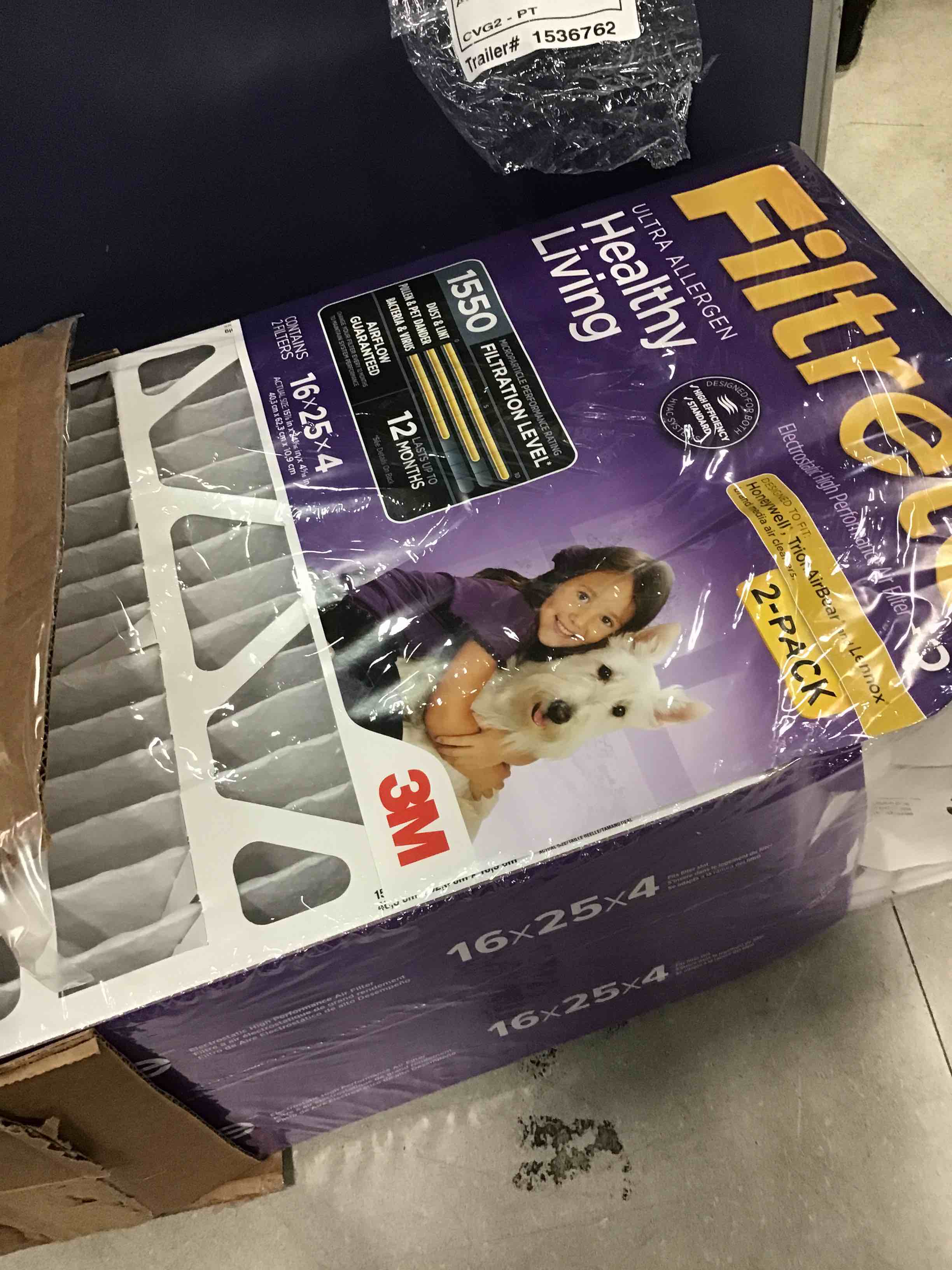https://s3.amazonaws.com/lotting-images-prod/bidfta/BLU6080154_1707485243683.jpeg