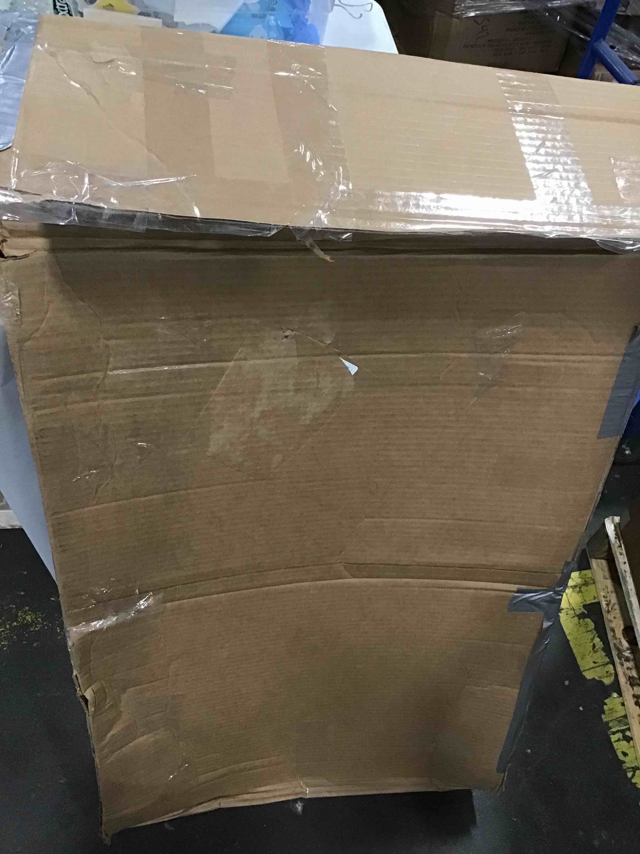 https://s3.amazonaws.com/lotting-images-prod/bidfta/BLU6080331_1707506633047.jpeg