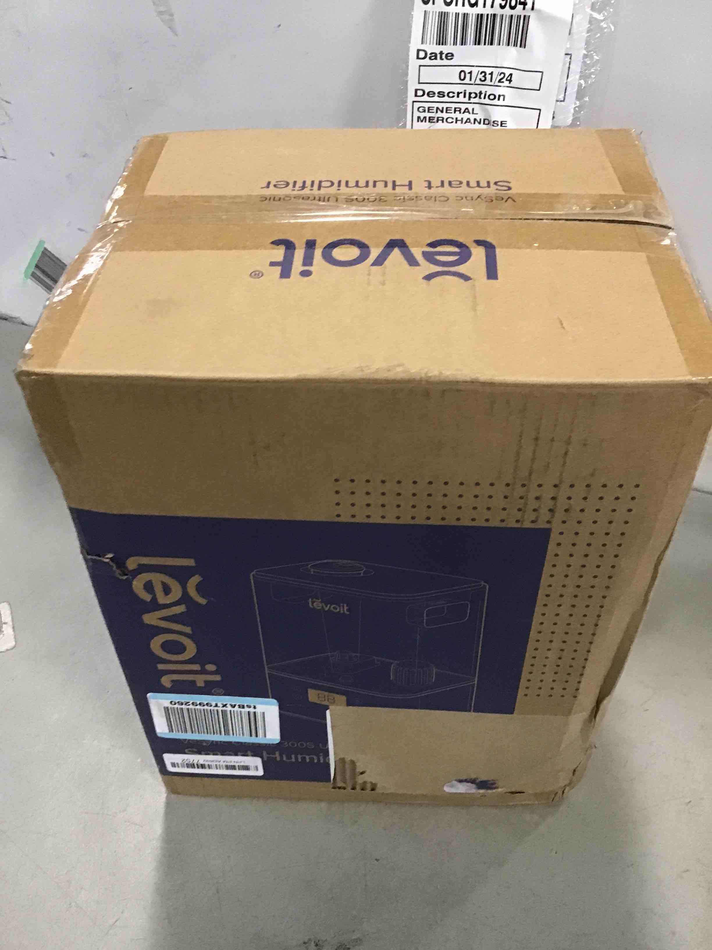 https://s3.amazonaws.com/lotting-images-prod/bidfta/BLU6080587_1707834392341.jpeg