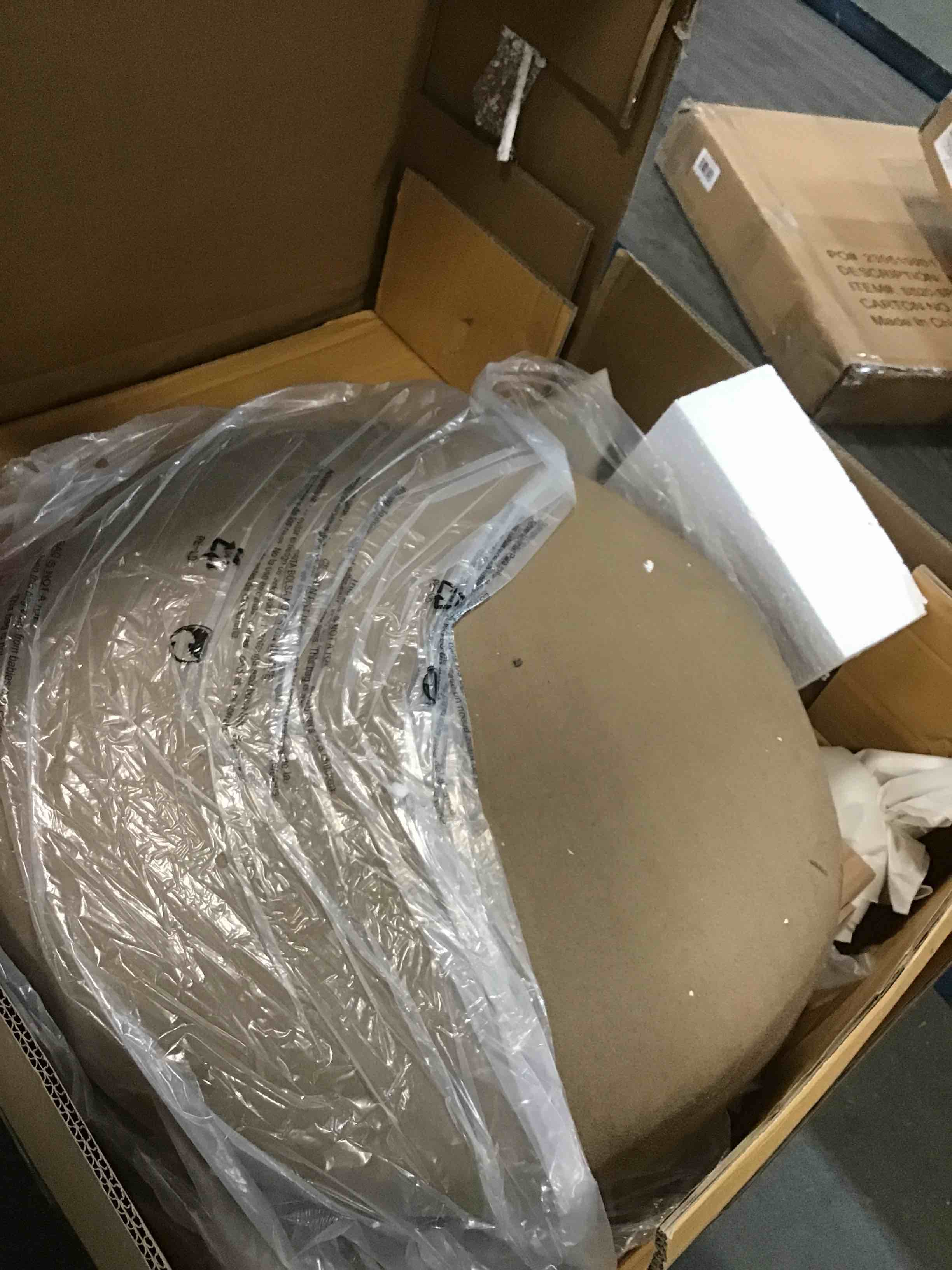 https://s3.amazonaws.com/lotting-images-prod/bidfta/BLU6080881_1707935474333.jpeg