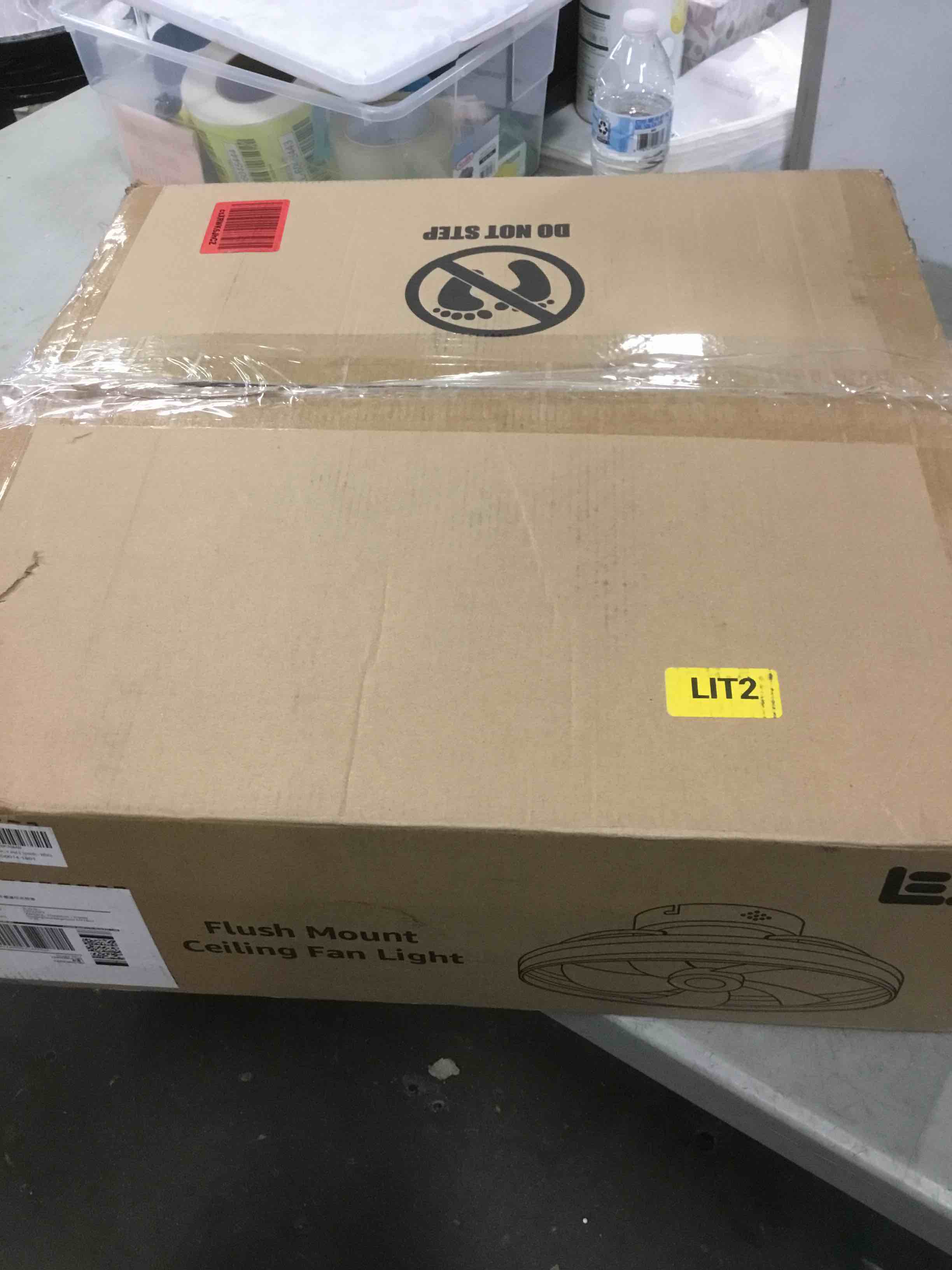 https://s3.amazonaws.com/lotting-images-prod/bidfta/BLU6081388_1708112777937.jpeg