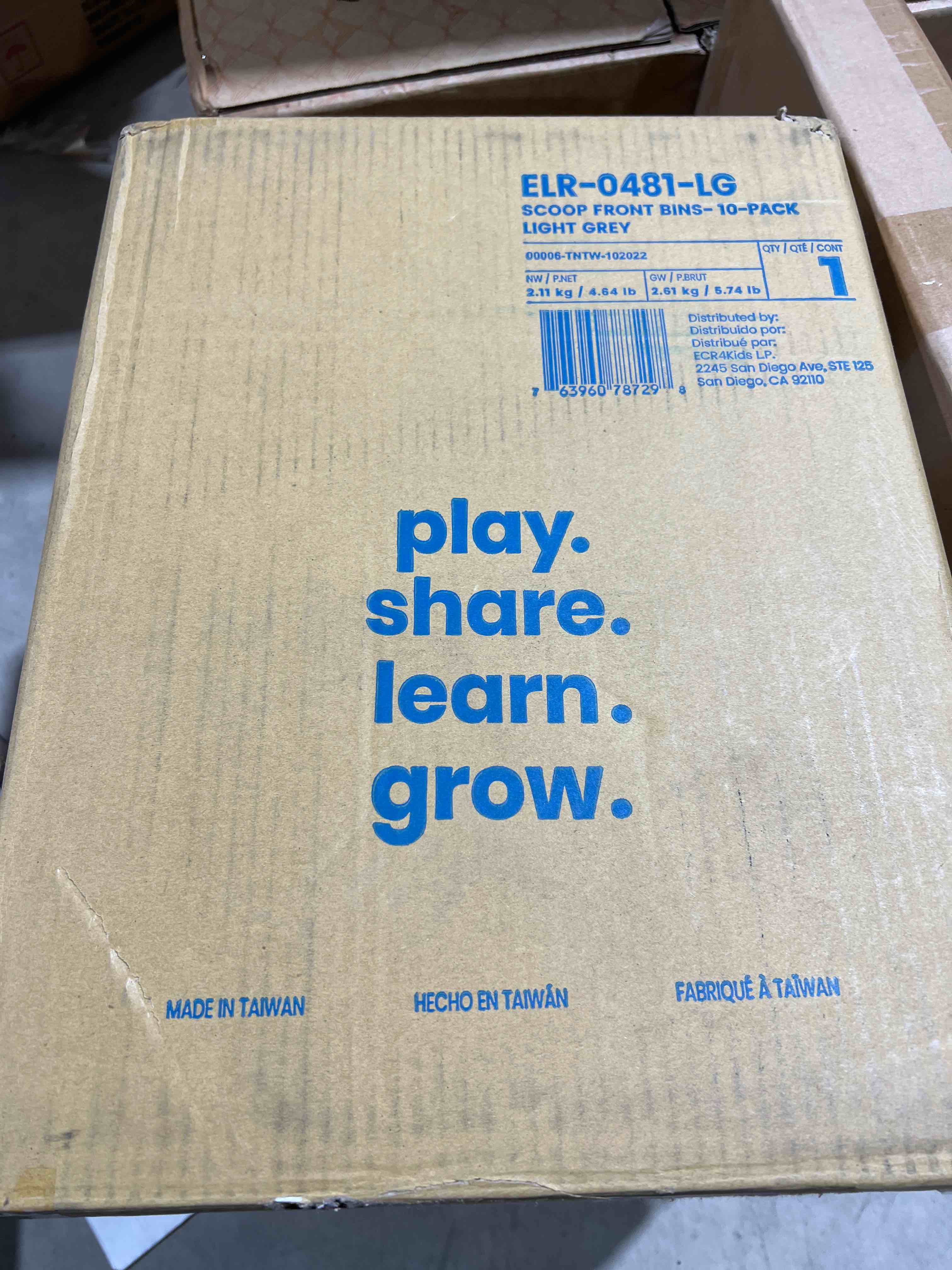 https://s3.amazonaws.com/lotting-images-prod/bidfta/BLU6081589_1707962945060.jpeg