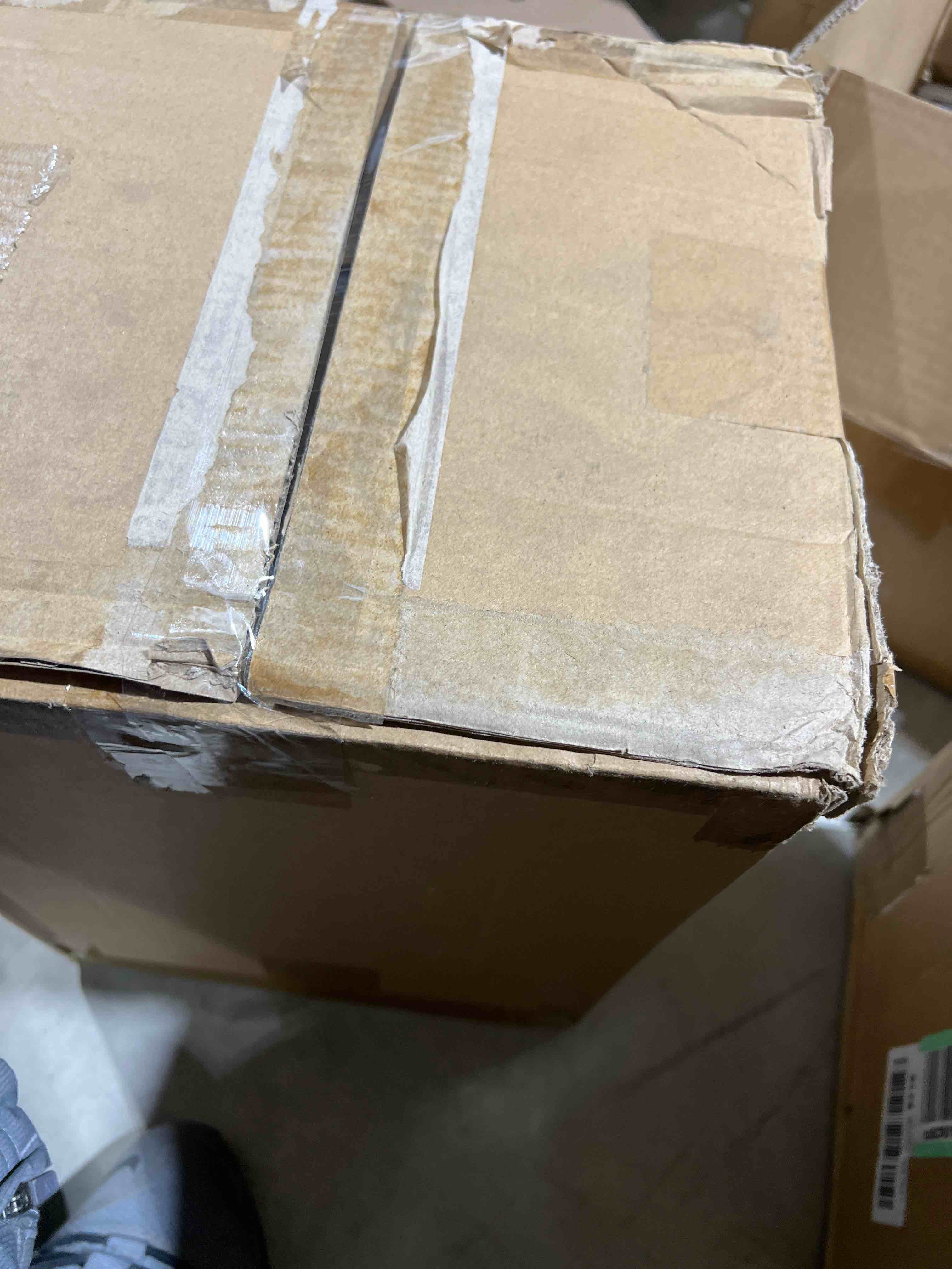 https://s3.amazonaws.com/lotting-images-prod/bidfta/BLU6081608_1708040218529.jpeg