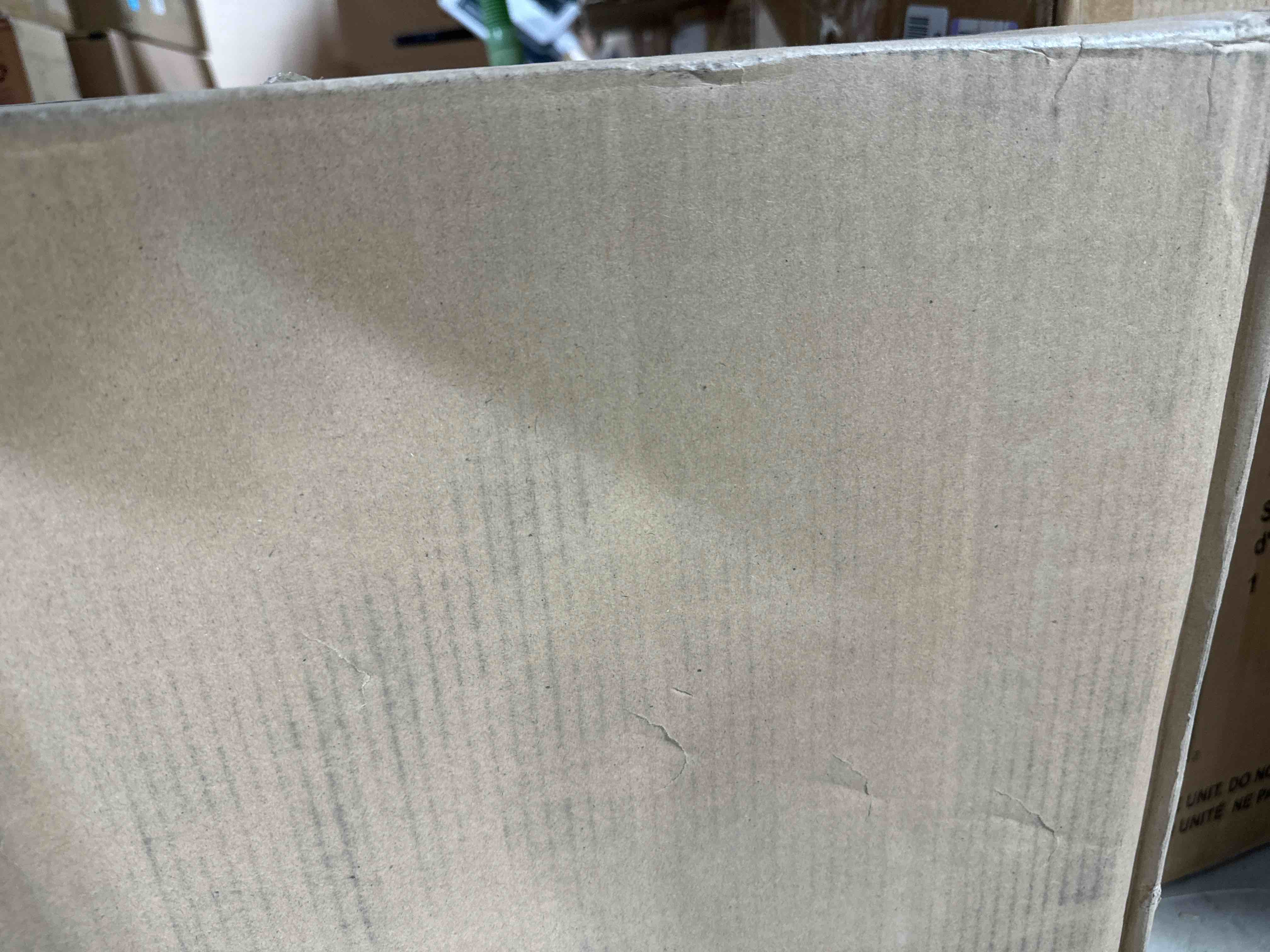 https://s3.amazonaws.com/lotting-images-prod/bidfta/BLU6081801_1709010423835.jpeg