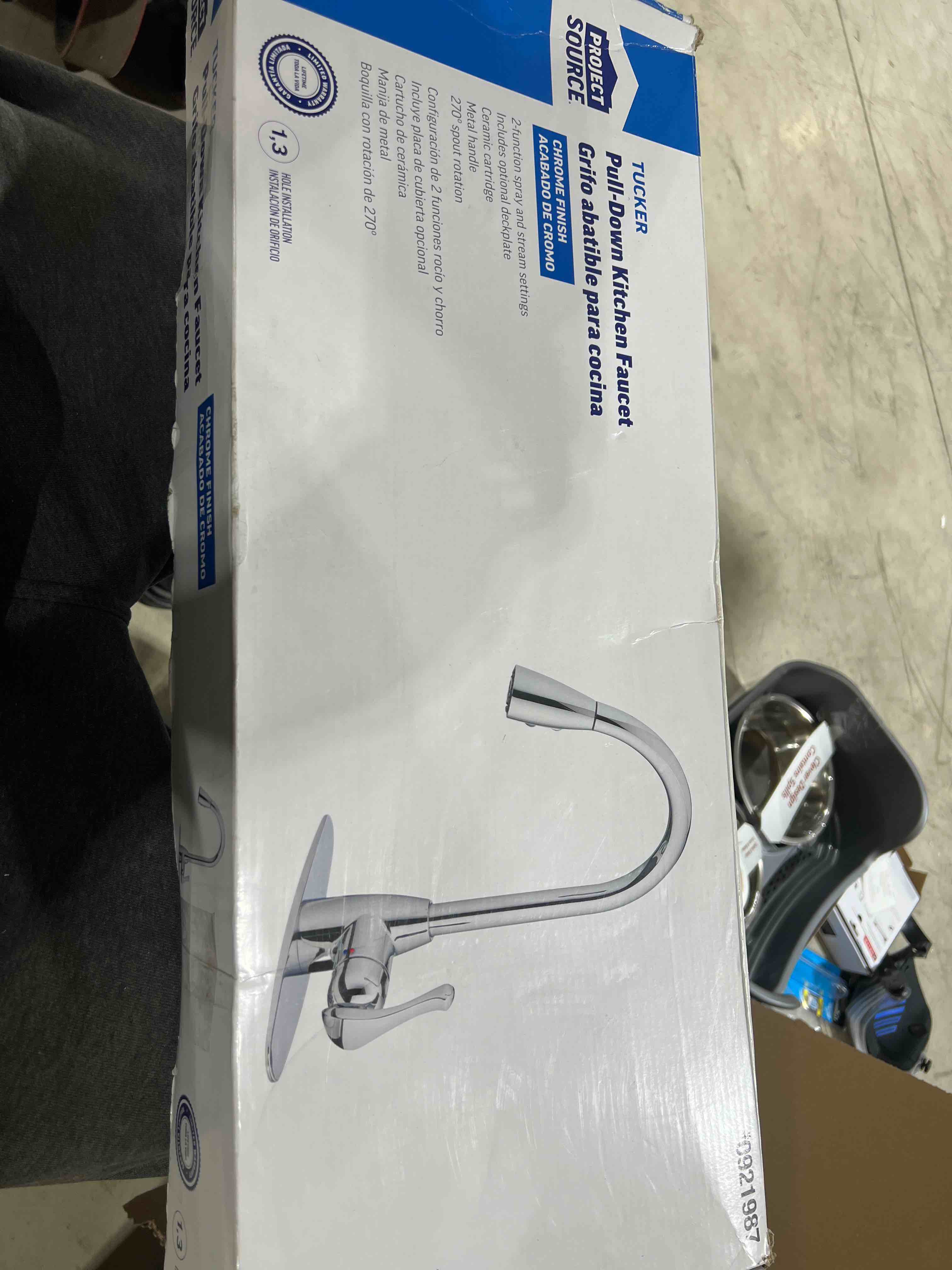 https://s3.amazonaws.com/lotting-images-prod/bidfta/BLU6081820_1709084308325.jpeg