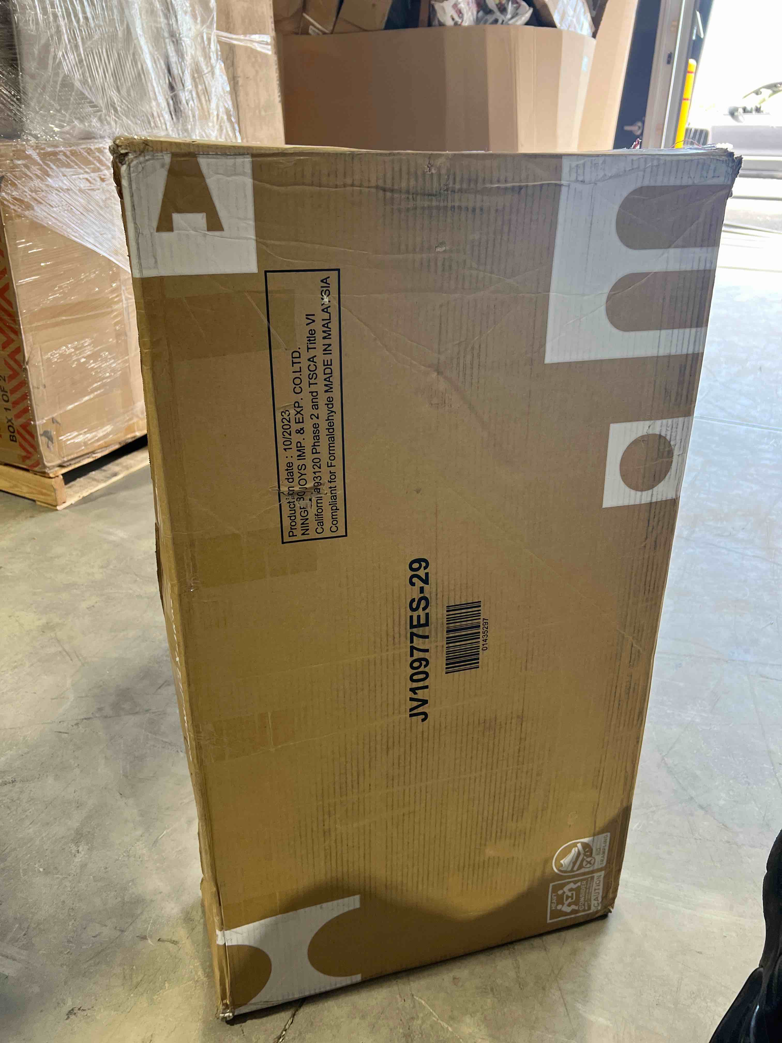 https://s3.amazonaws.com/lotting-images-prod/bidfta/BLU6082199_1712521026061.jpeg