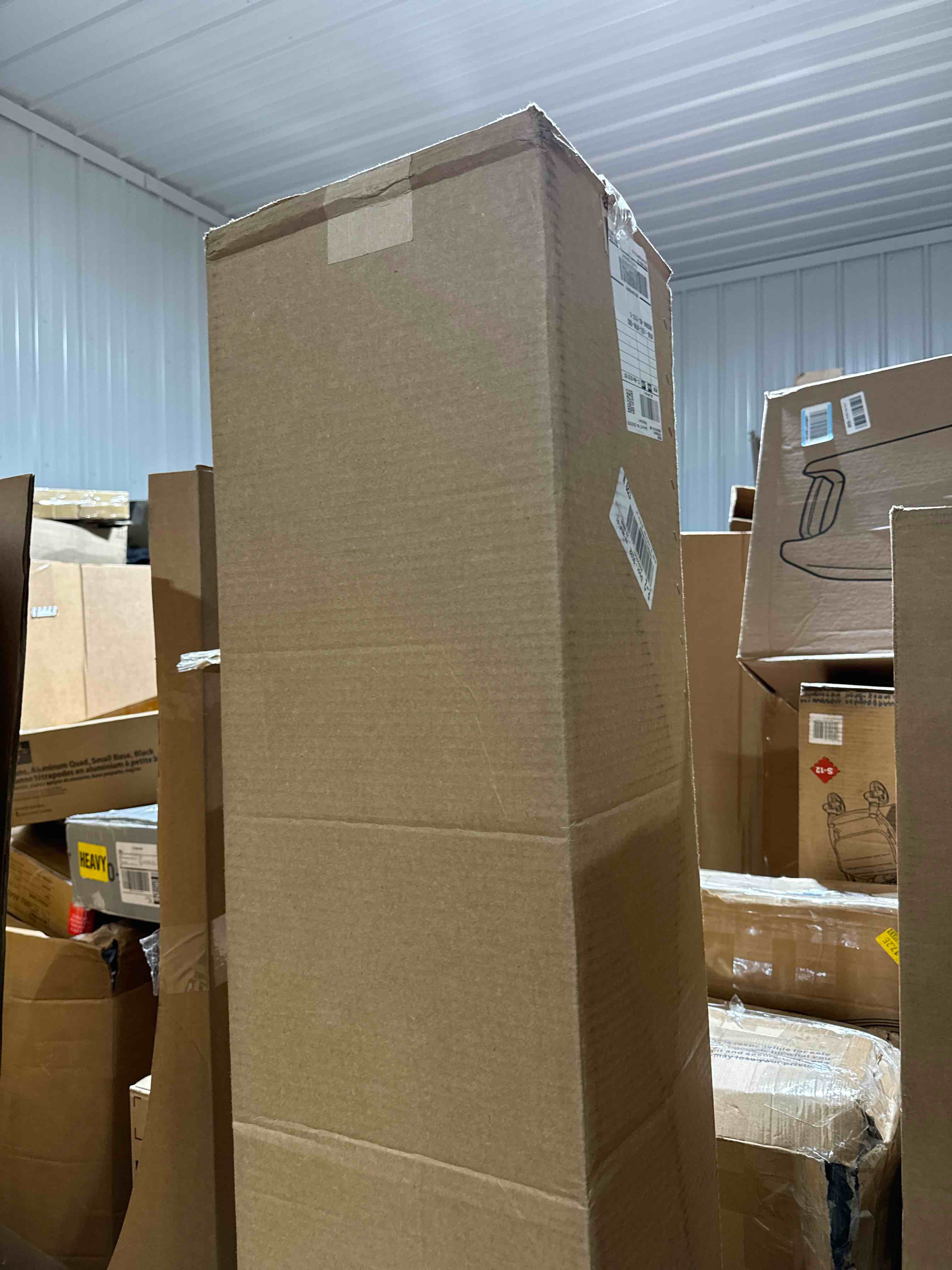 https://s3.amazonaws.com/lotting-images-prod/bidfta/BLU6082456_1713316583973.jpeg