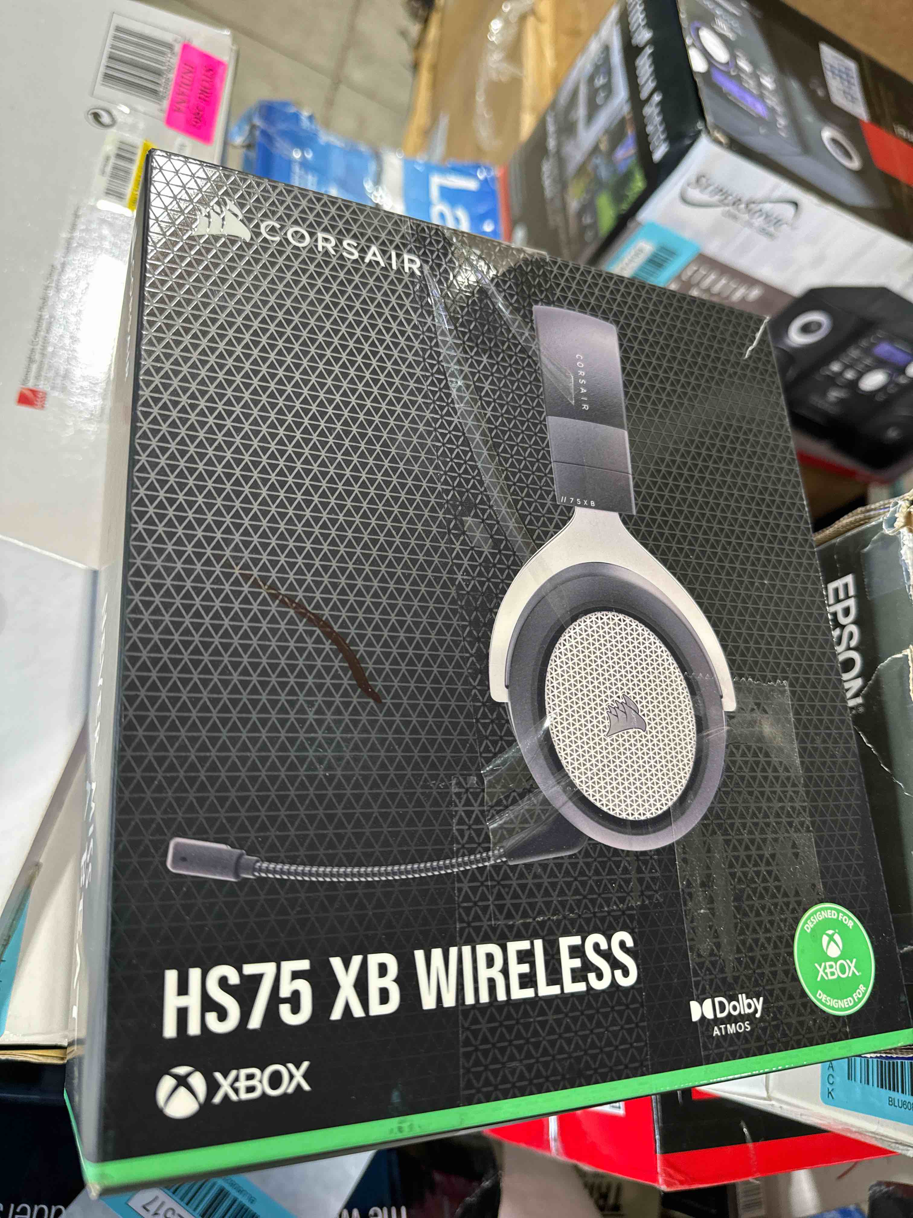 https://s3.amazonaws.com/lotting-images-prod/bidfta/BLU6082521_1713566646721.jpeg
