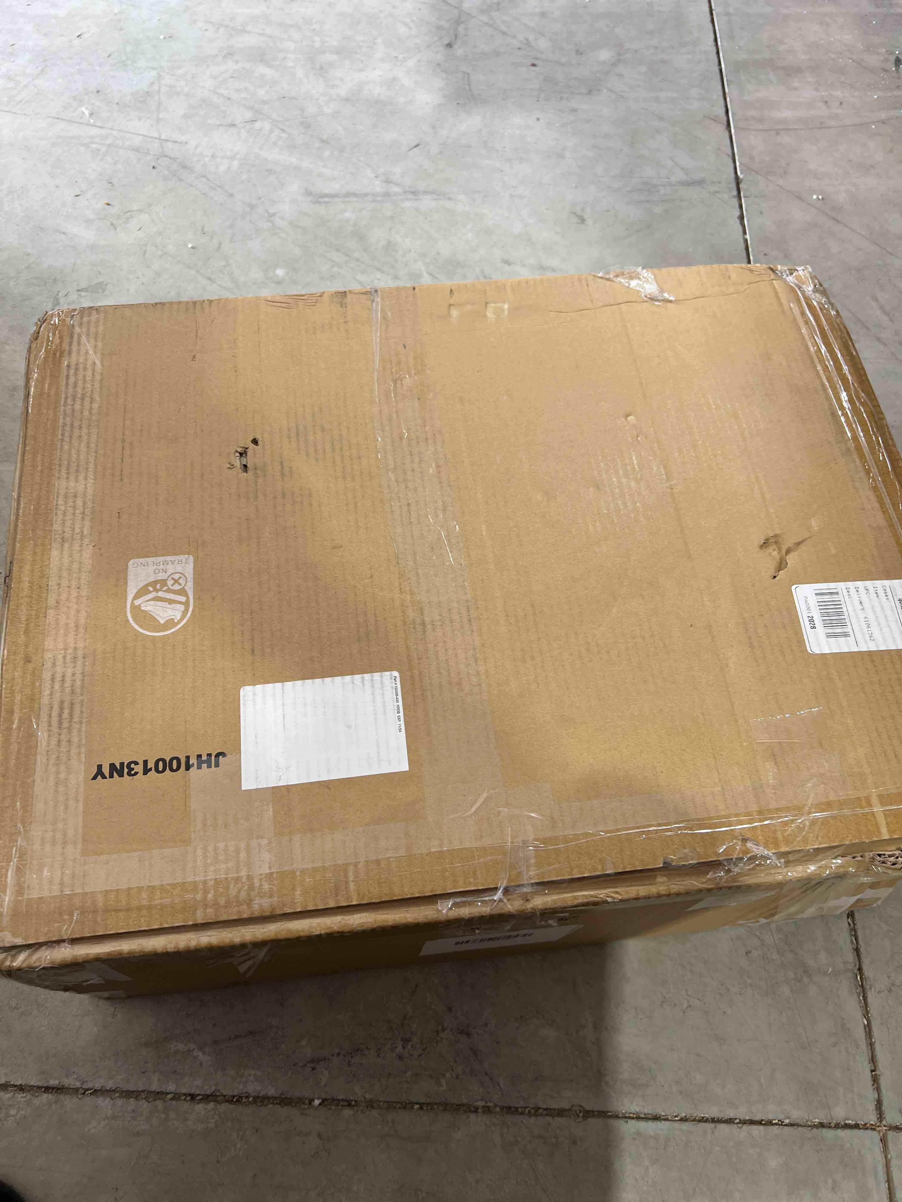https://s3.amazonaws.com/lotting-images-prod/bidfta/BLU6082654_1714229316322.jpeg
