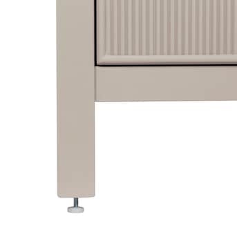 https://s3.amazonaws.com/lotting-images-prod/bidfta/BLU6082725_1715466826088.jpeg