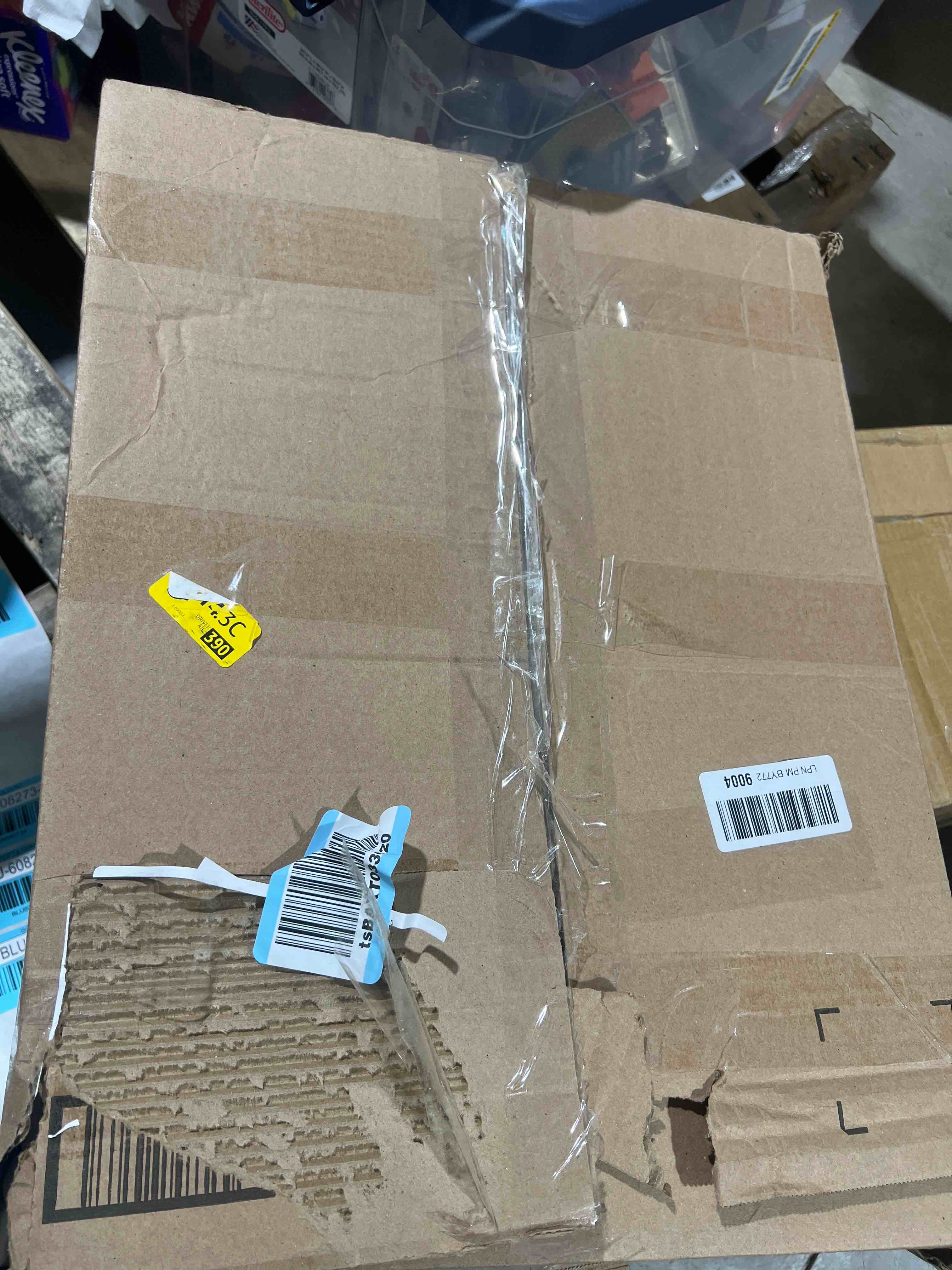 https://s3.amazonaws.com/lotting-images-prod/bidfta/BLU6082732_1715471137936.jpeg