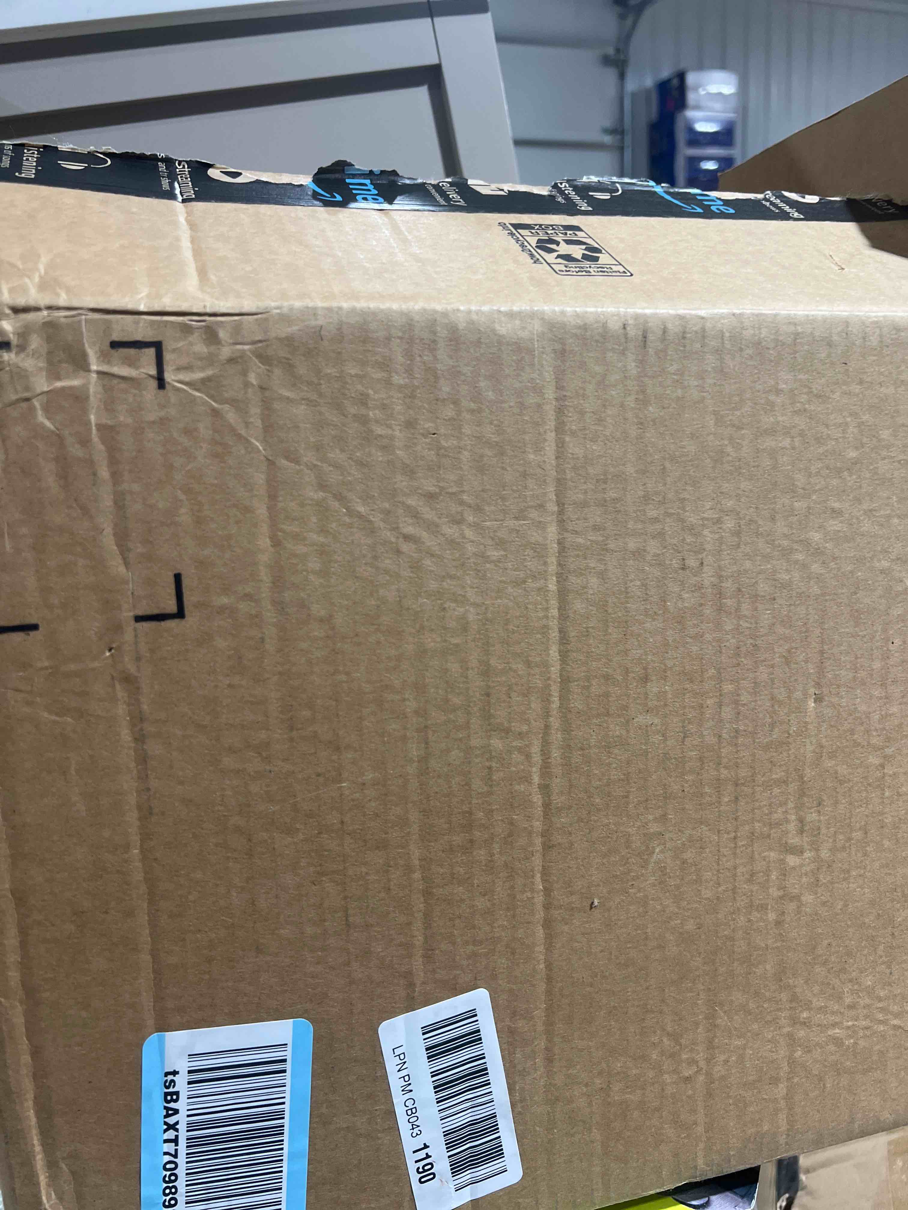 https://s3.amazonaws.com/lotting-images-prod/bidfta/BLU6082736_1715469262361.jpeg