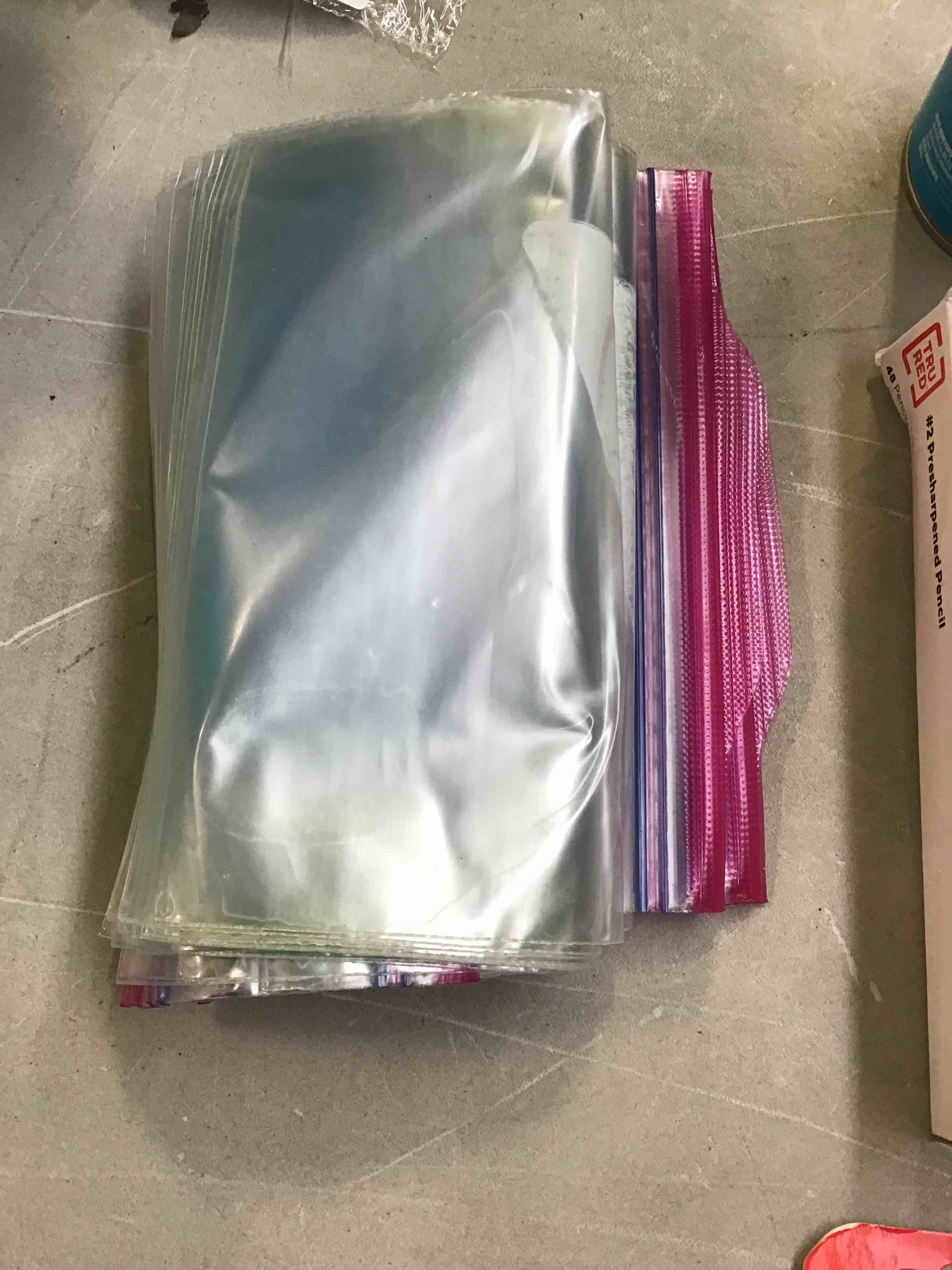 https://s3.amazonaws.com/lotting-images-prod/bidfta/BLU6083070_1706892486077.jpeg