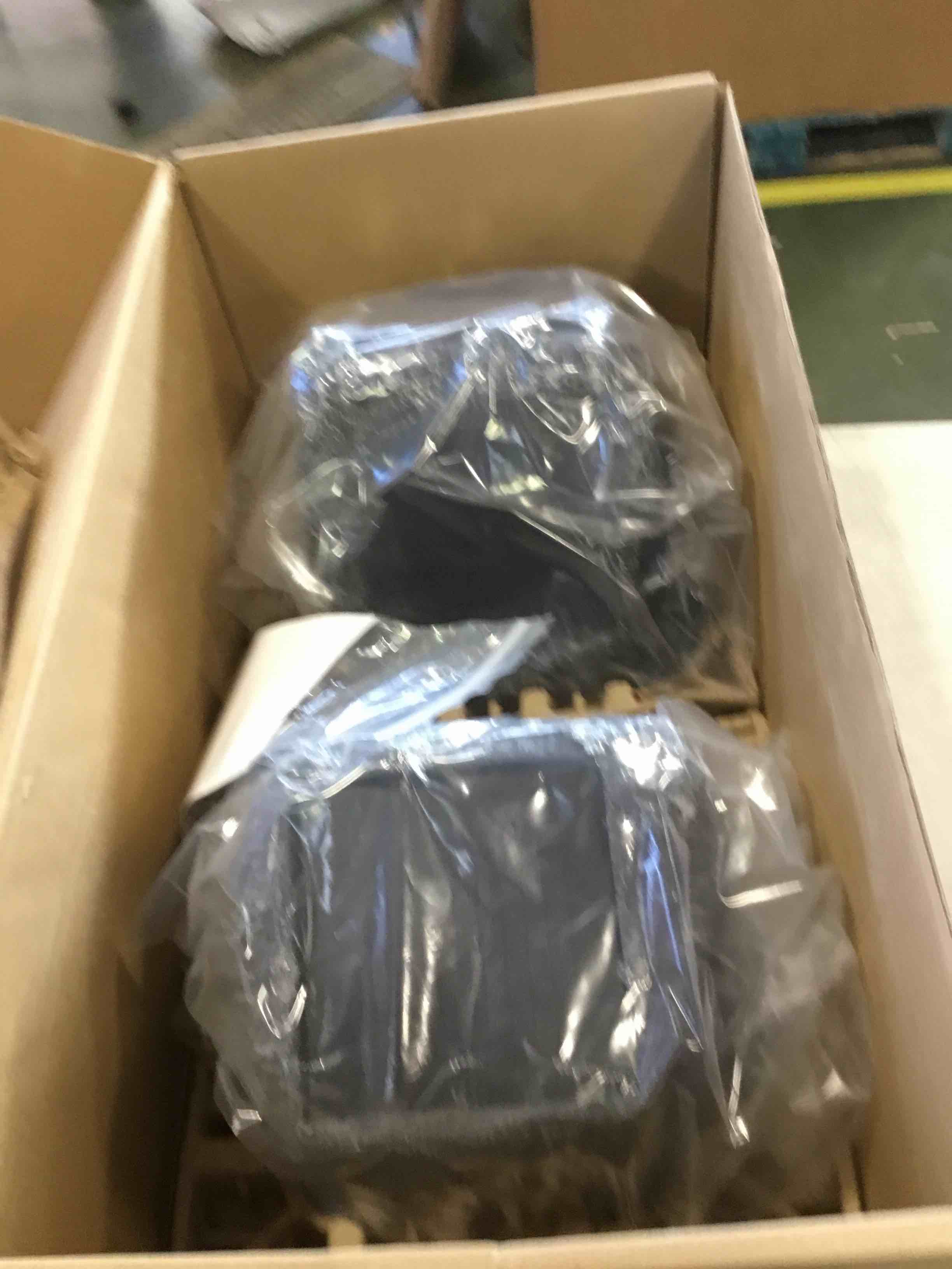 https://s3.amazonaws.com/lotting-images-prod/bidfta/BLU6083599_1707832910478.jpeg