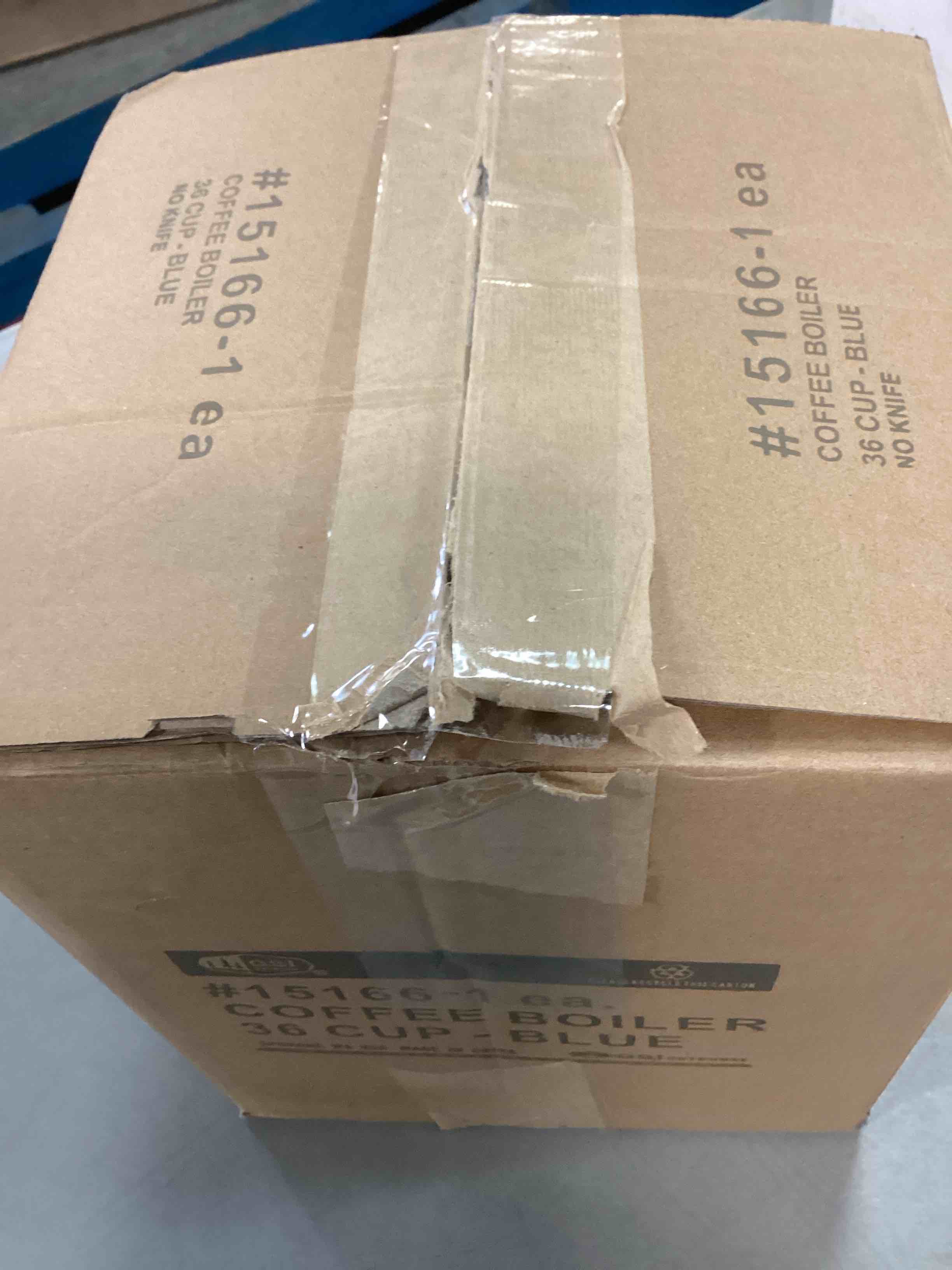 https://s3.amazonaws.com/lotting-images-prod/bidfta/BLU6084449_1707498439816.jpeg