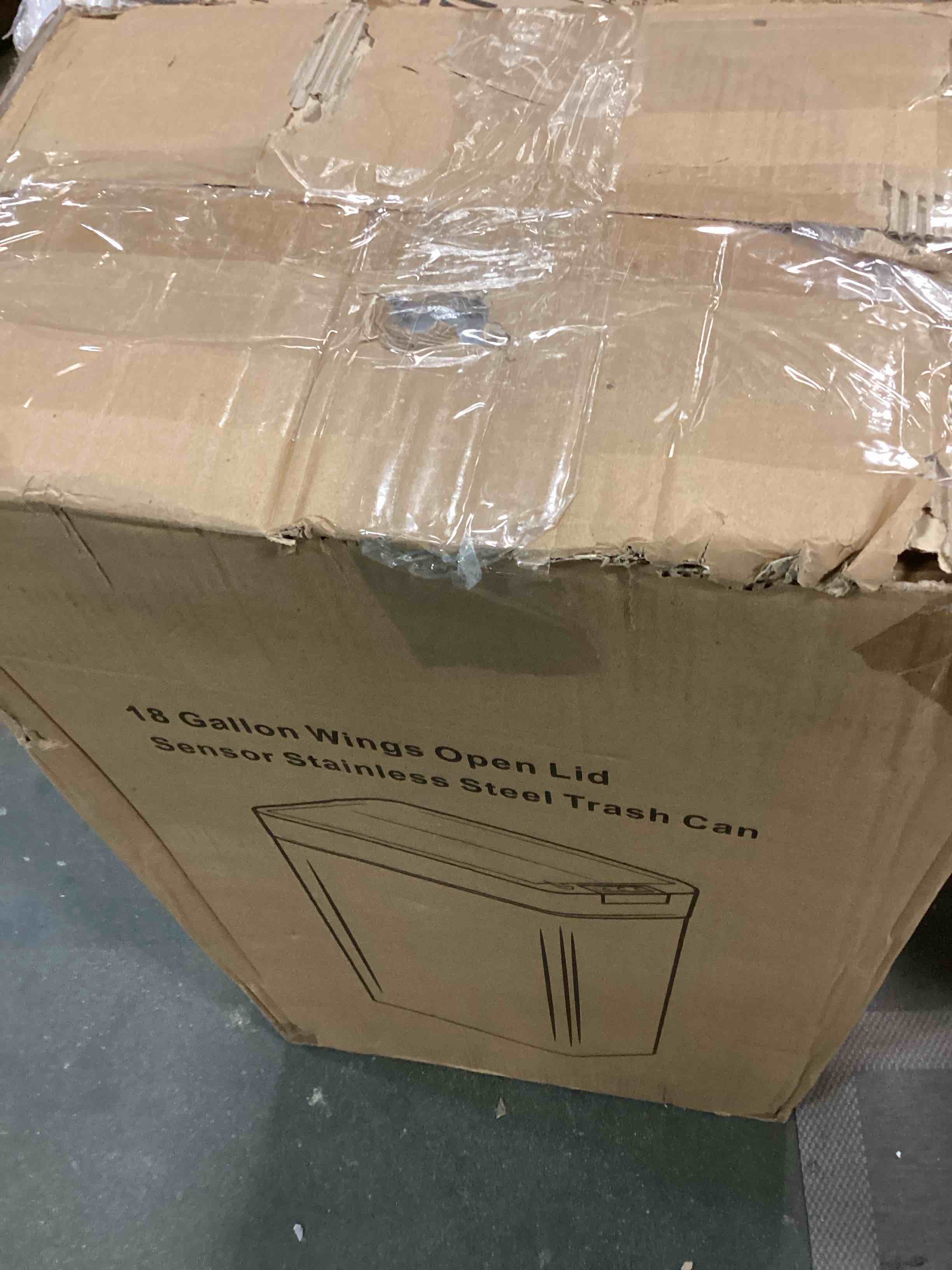 https://s3.amazonaws.com/lotting-images-prod/bidfta/BLU6084553_1707740481990.jpeg