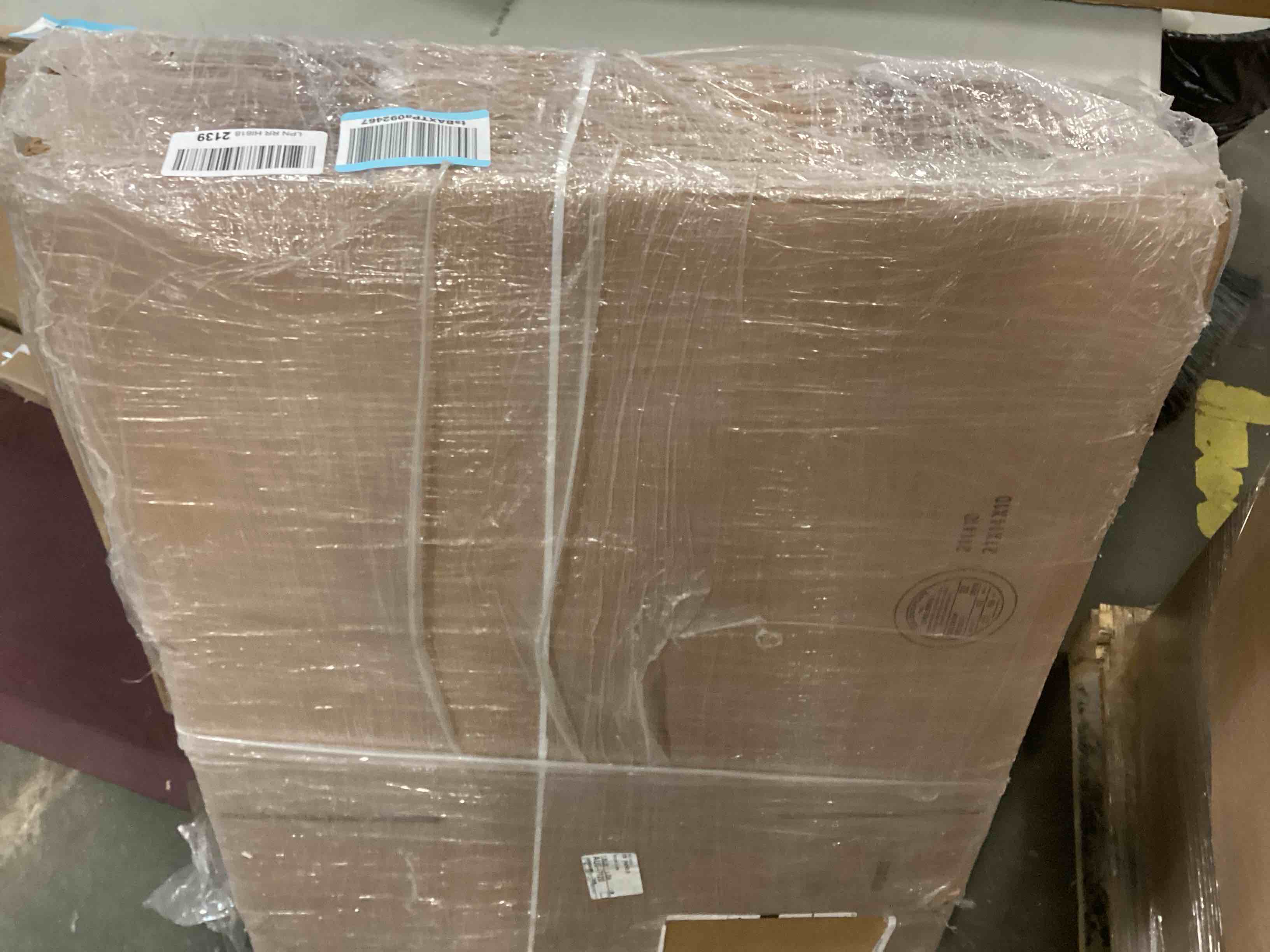 https://s3.amazonaws.com/lotting-images-prod/bidfta/BLU6085383_1708014014789.jpeg
