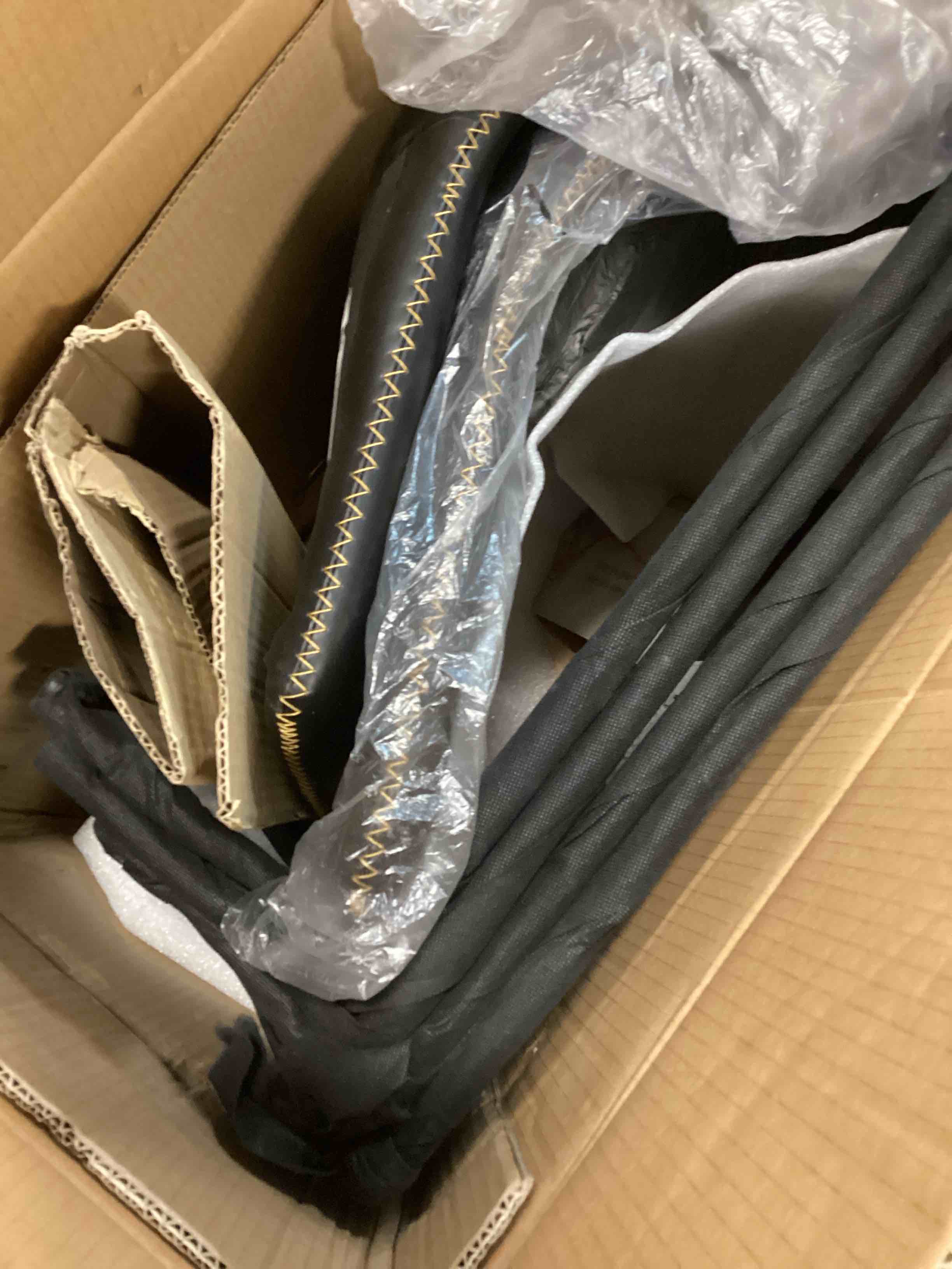 https://s3.amazonaws.com/lotting-images-prod/bidfta/BLU6085860_1708370058371.jpeg