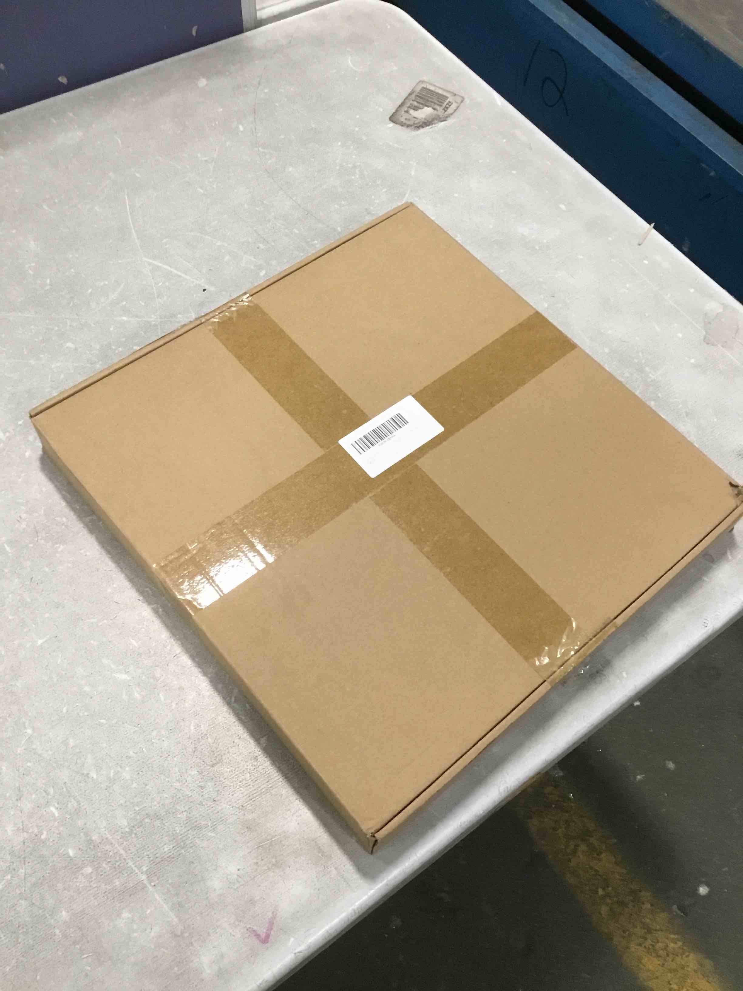 https://s3.amazonaws.com/lotting-images-prod/bidfta/BLU6085973_1706986537010.jpeg