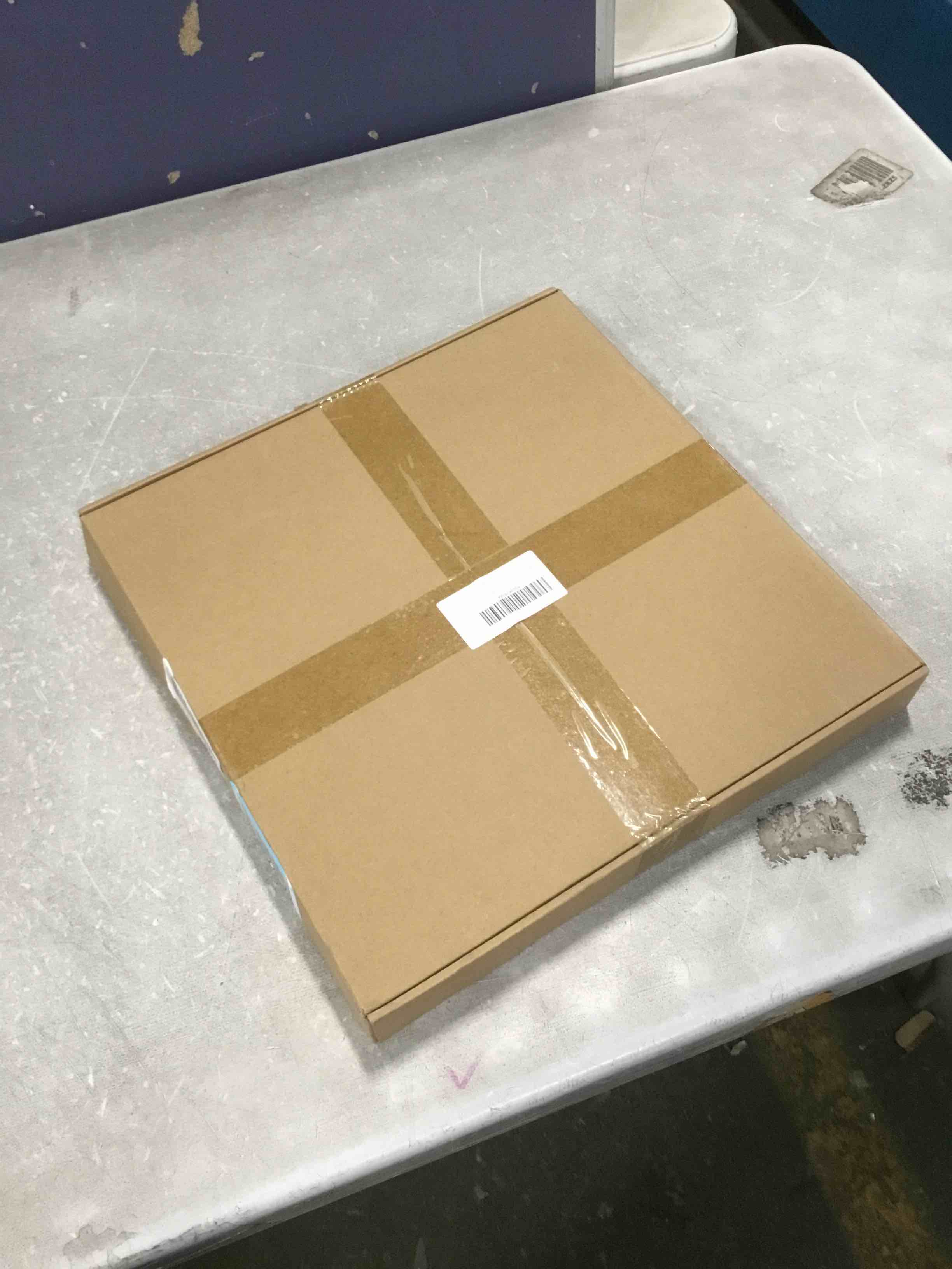 https://s3.amazonaws.com/lotting-images-prod/bidfta/BLU6085979_1706987518048.jpeg